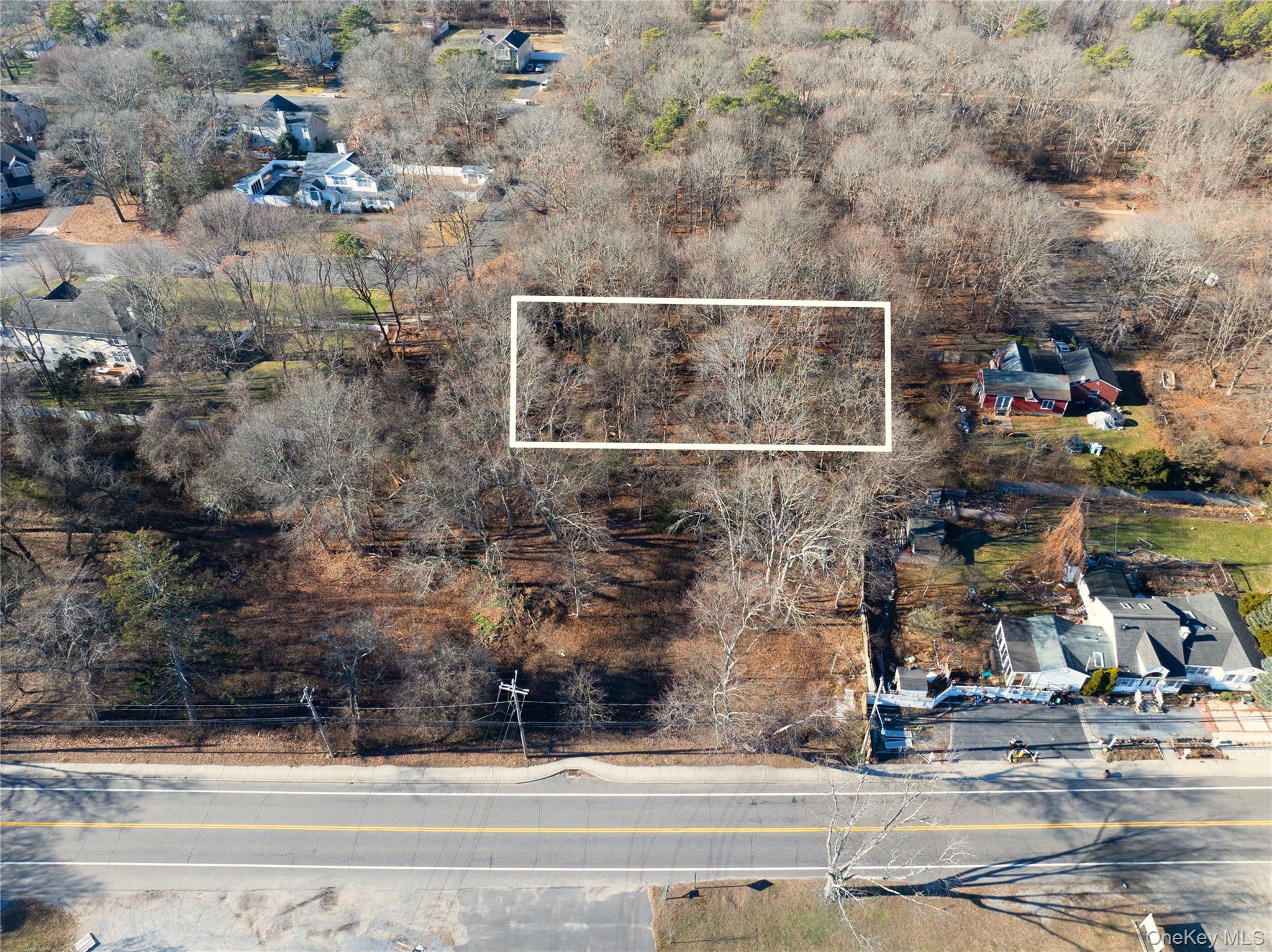 #3 photo, Shaw Avenue, מחוז סאפוק Bellport , NY 11713