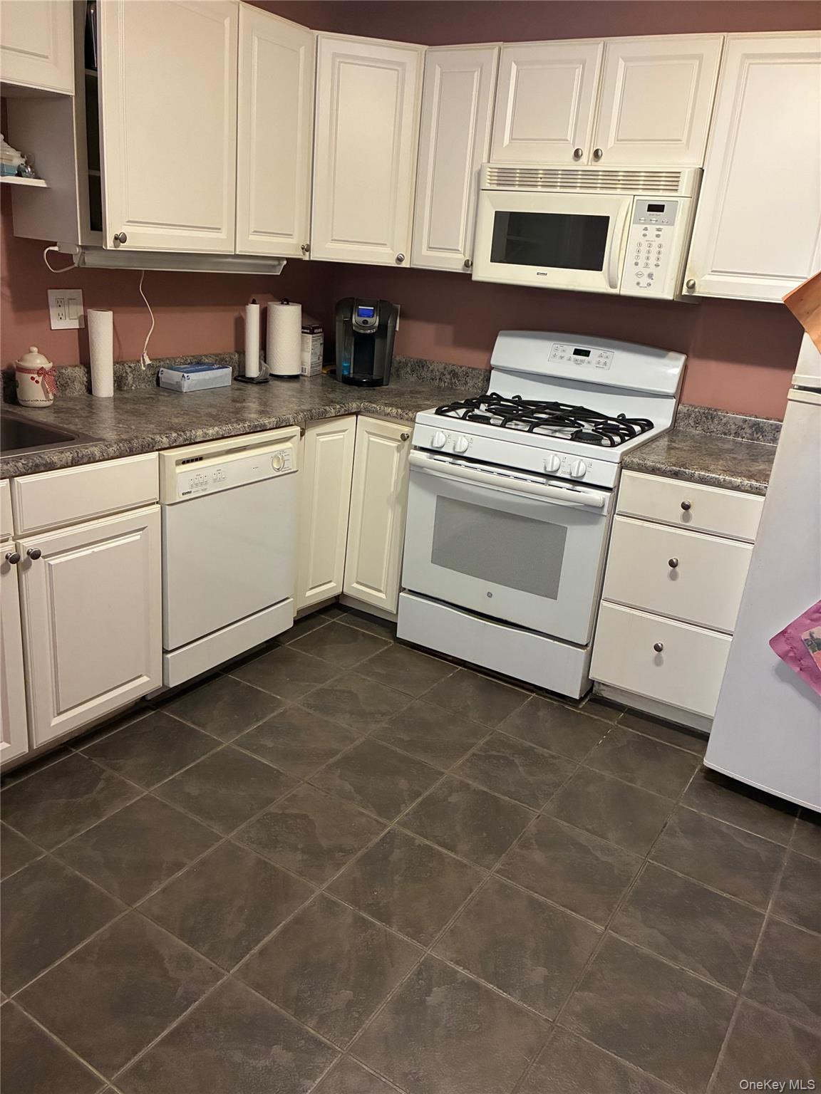 #3 photo, 55 Country Club Lane, Pomona , NY 10970