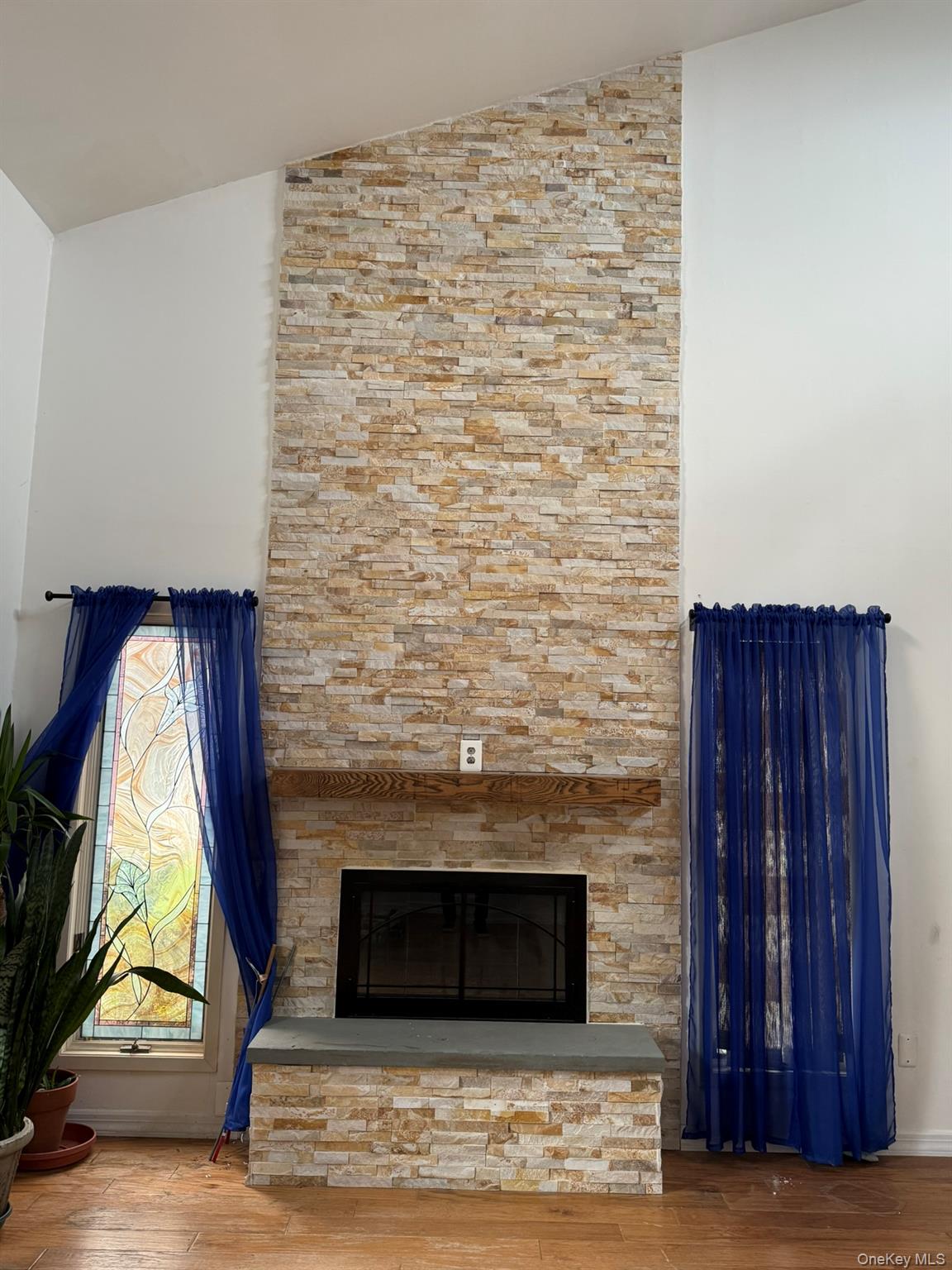 #5 photo, 84 Kristin Lane, Hauppauge , NY 11788