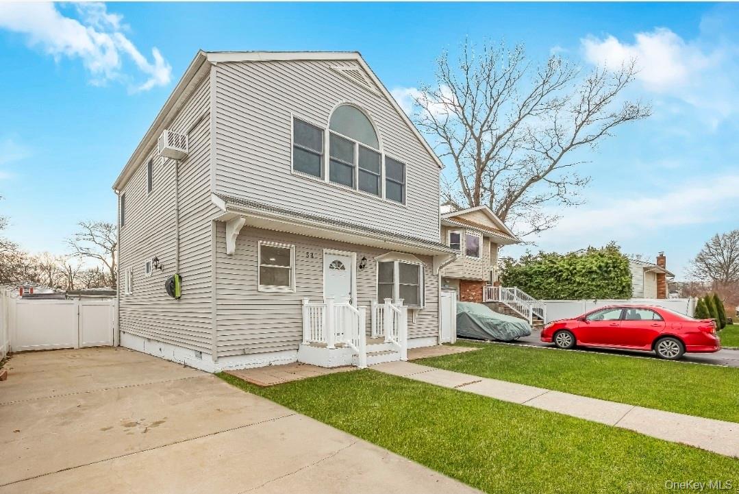 #1 photo, 54 5th Street, Ronkonkoma , NY 11779