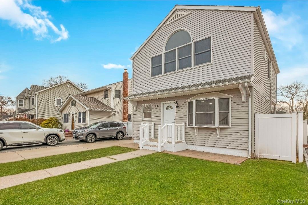 #3 photo, 54 5th Street, Ronkonkoma , NY 11779