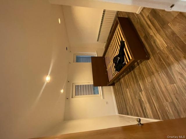 #16 photo, 7161 70th Street, קווינס Glendale , NY 11385