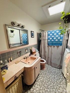 #20 photo, 6227 69th Lane, Middle Village , NY 11379