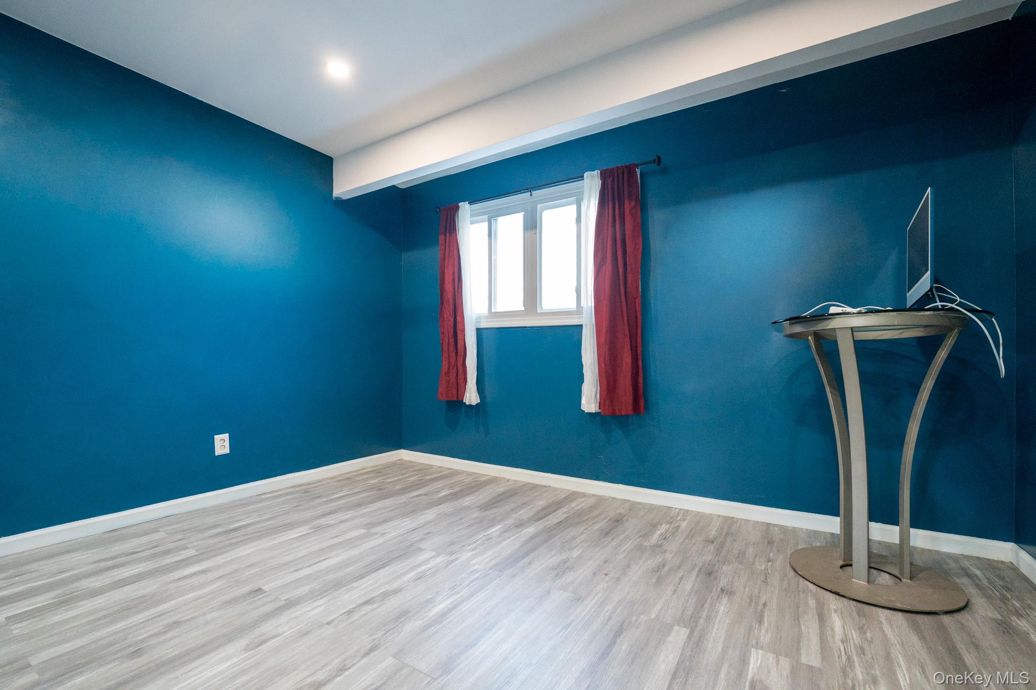 #7 photo, 23 Yucca Drive, Staten Island , NY 10312