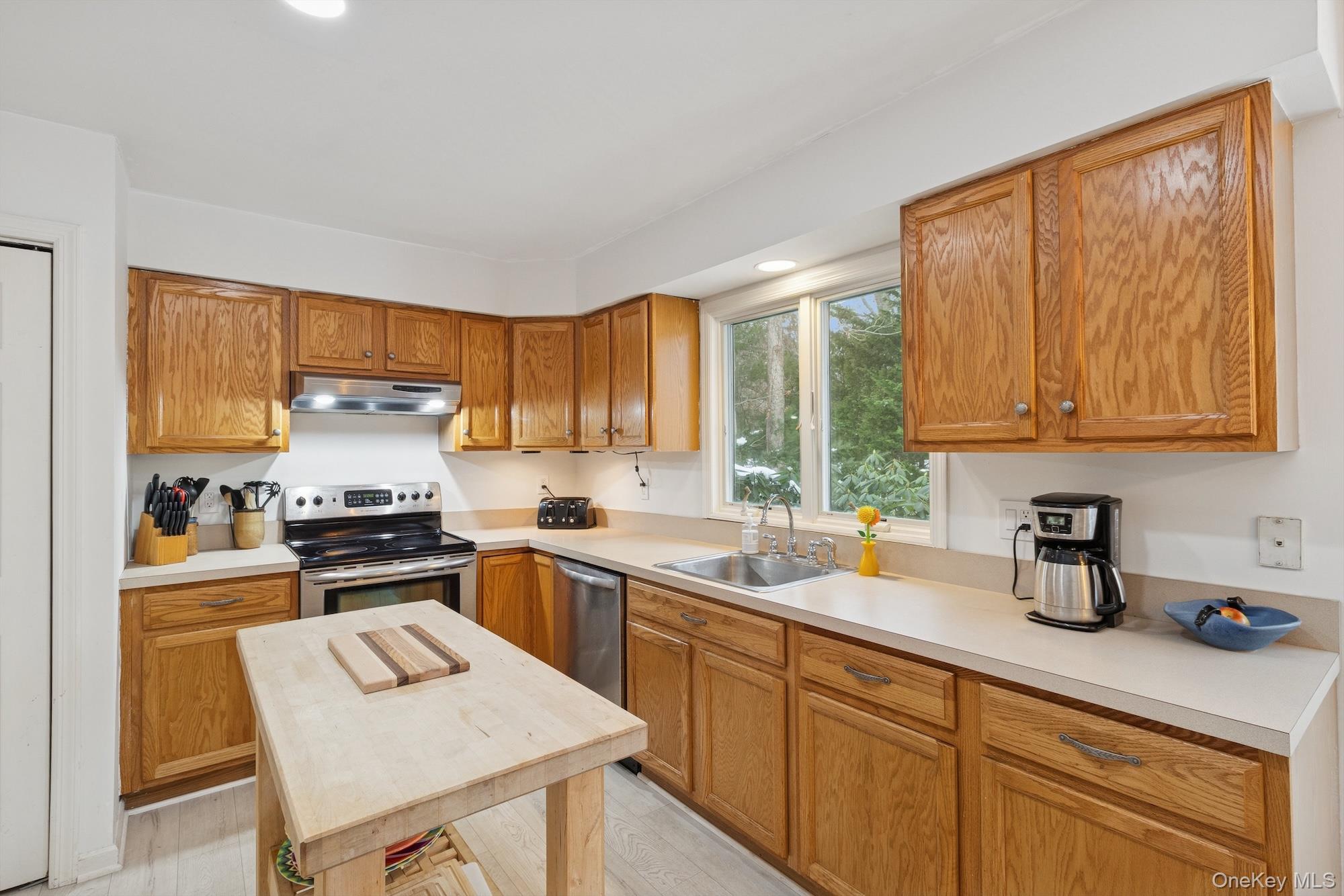 #11 photo, 5125 Main Bayview Road, Southold , NY 11971