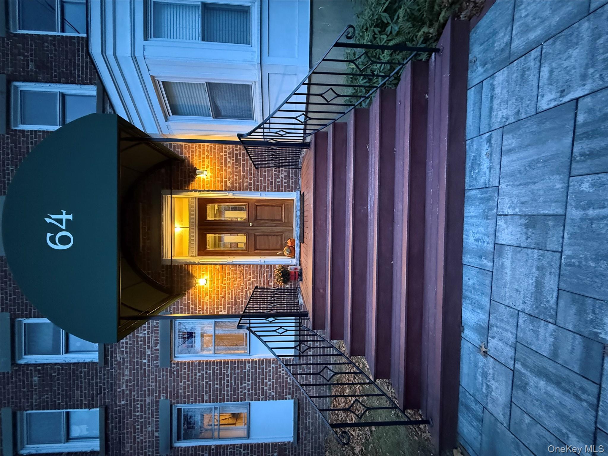 #2 photo, 64 Anstice Street, ناسو Oyster Bay , NY 11771