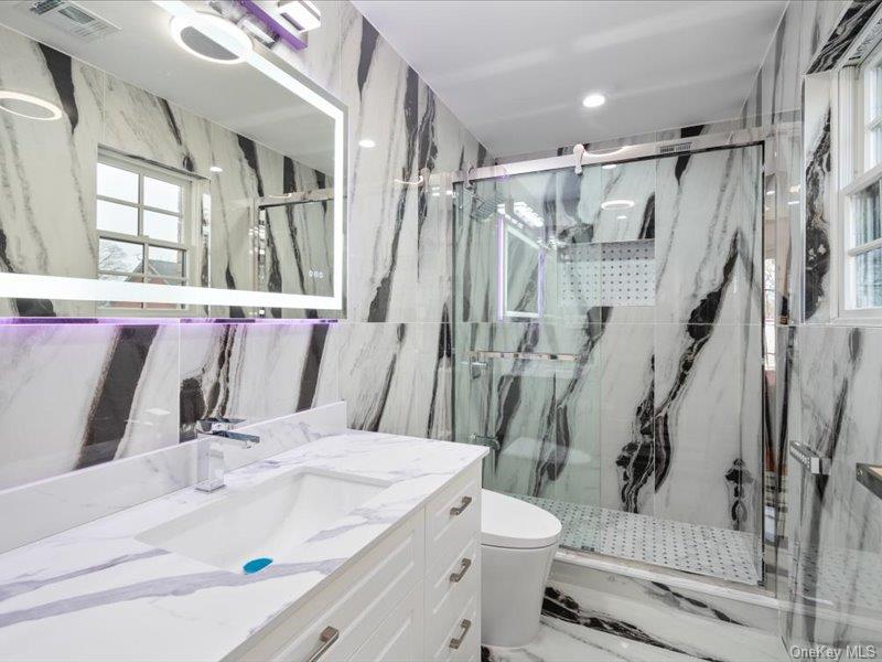 #13 photo, 1247 Ixworth Road, 长岛 Valley Stream , NY 11580