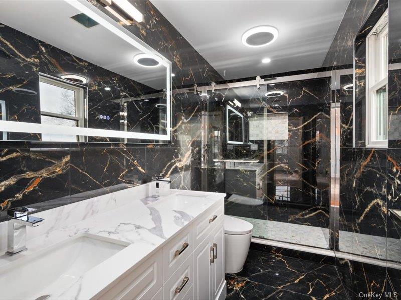 #15 photo, 1247 Ixworth Road, 长岛 Valley Stream , NY 11580