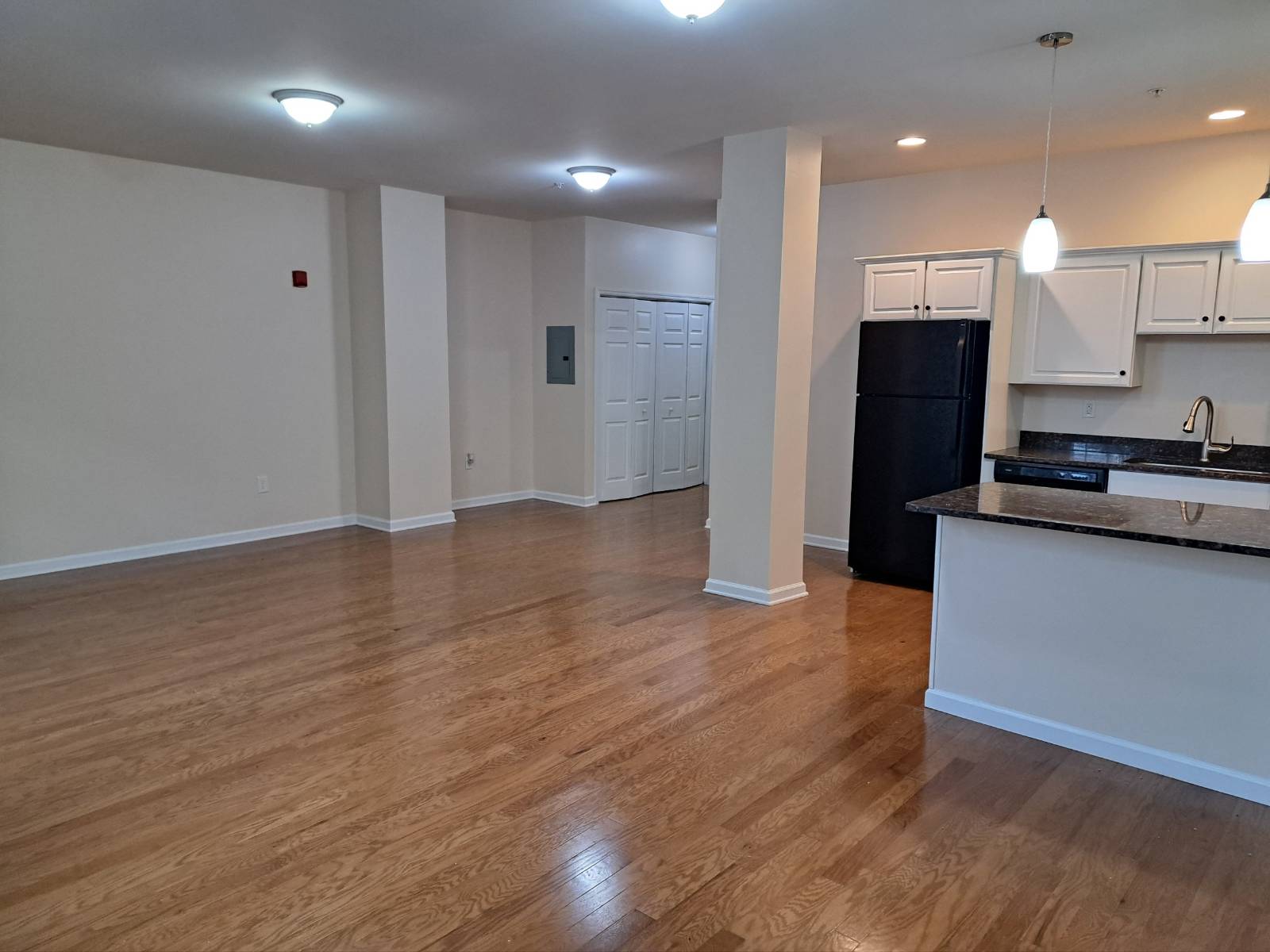 #7 photo, 200 State Street, #101, Schenectady , NY 12305