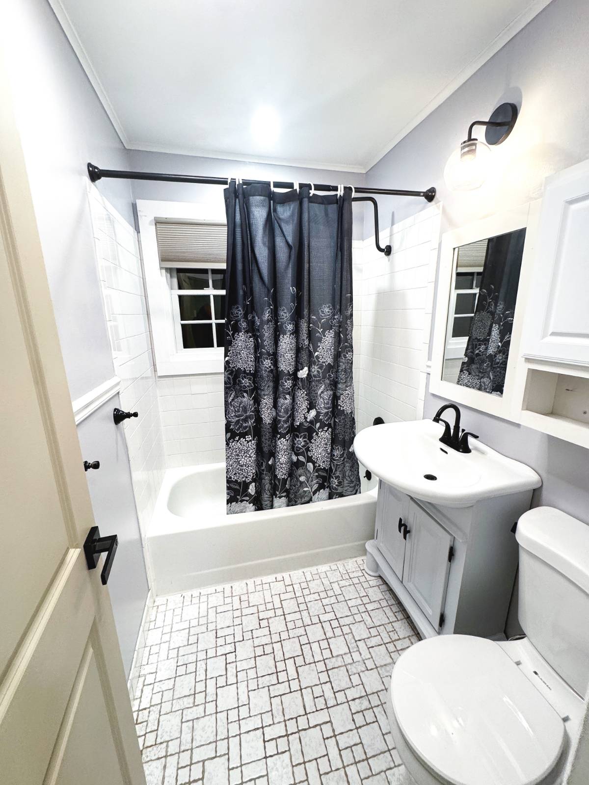 #4 photo, 62 Remsen Street, #2, ناسو Lynbrook , NY 11563