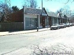 #1 photo, 10 Broadway, Malverne , NY 11565