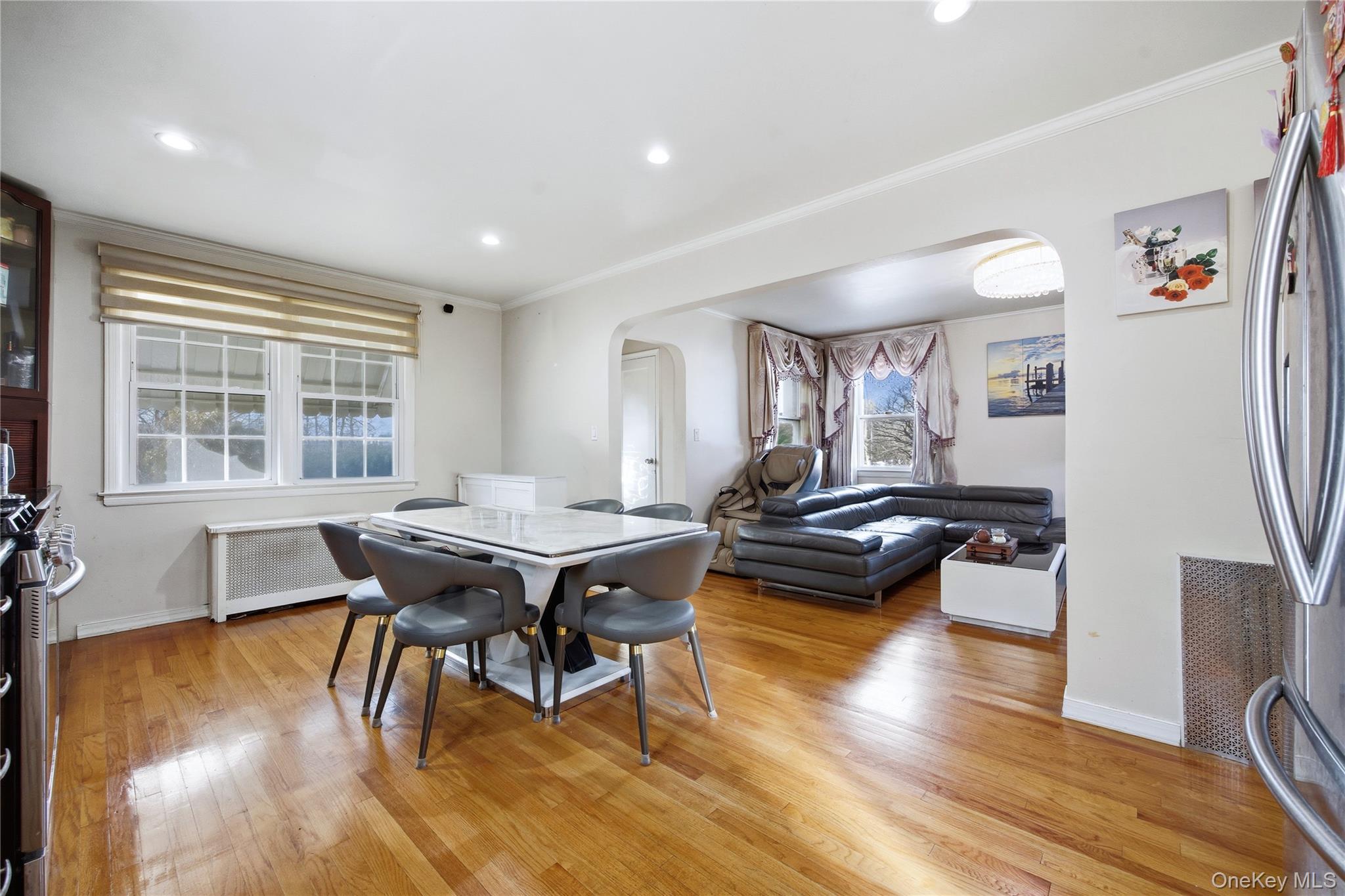 #7 photo, 32-03 Clearview Expressway, कुईंस Bayside , NY 11361