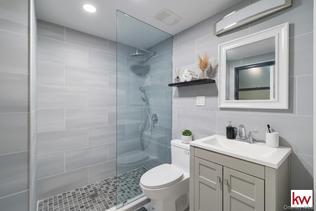 #14 photo, 725 Quincy Street, Brooklyn , NY 11221