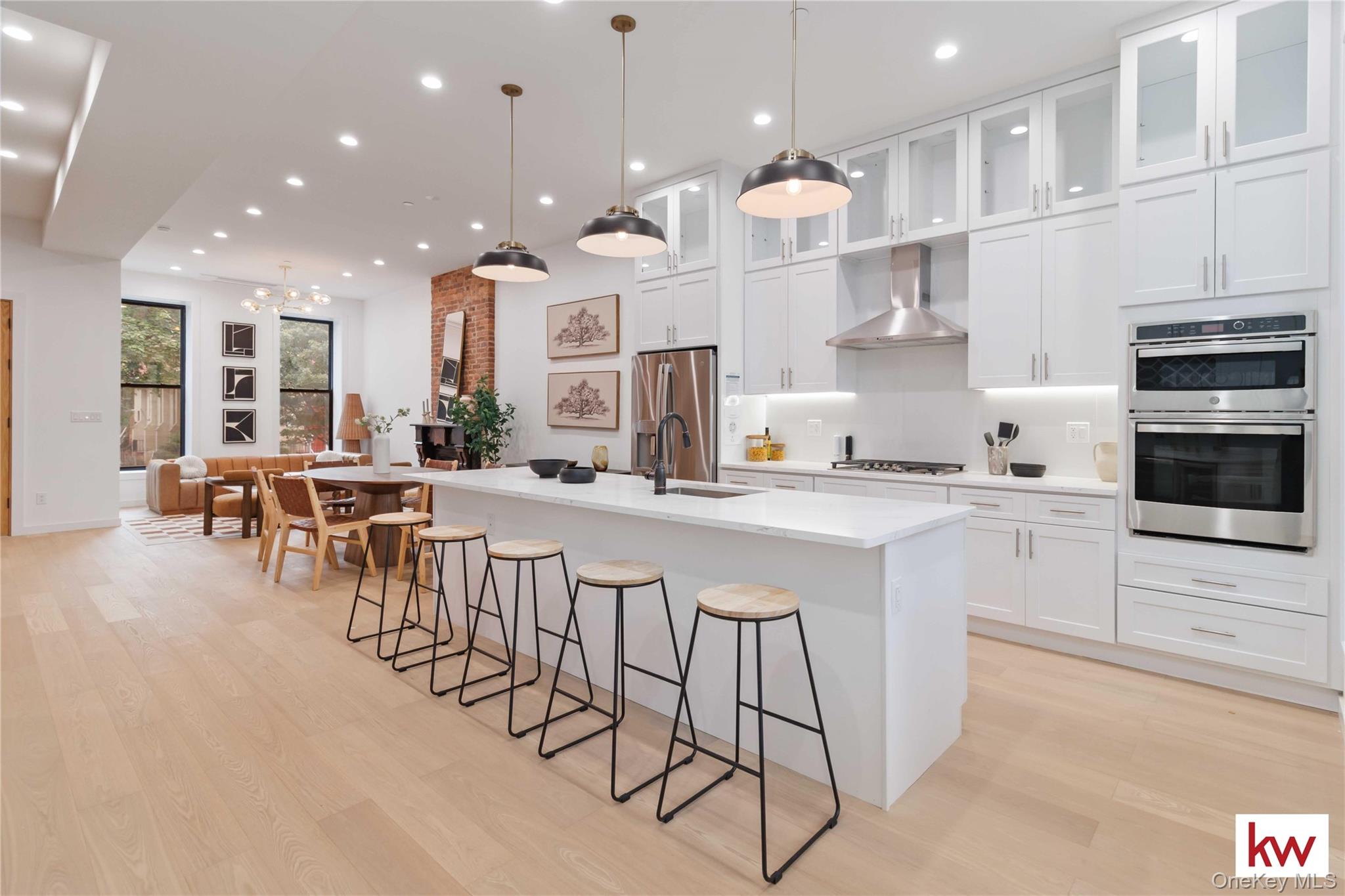 #4 photo, 725 Quincy Street, Brooklyn , NY 11221