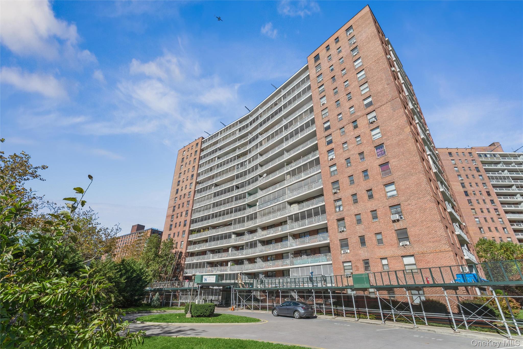 #1 photo, 61-15 98th Street, 皇后區 雷哥公園 Rego Park , NY 11374