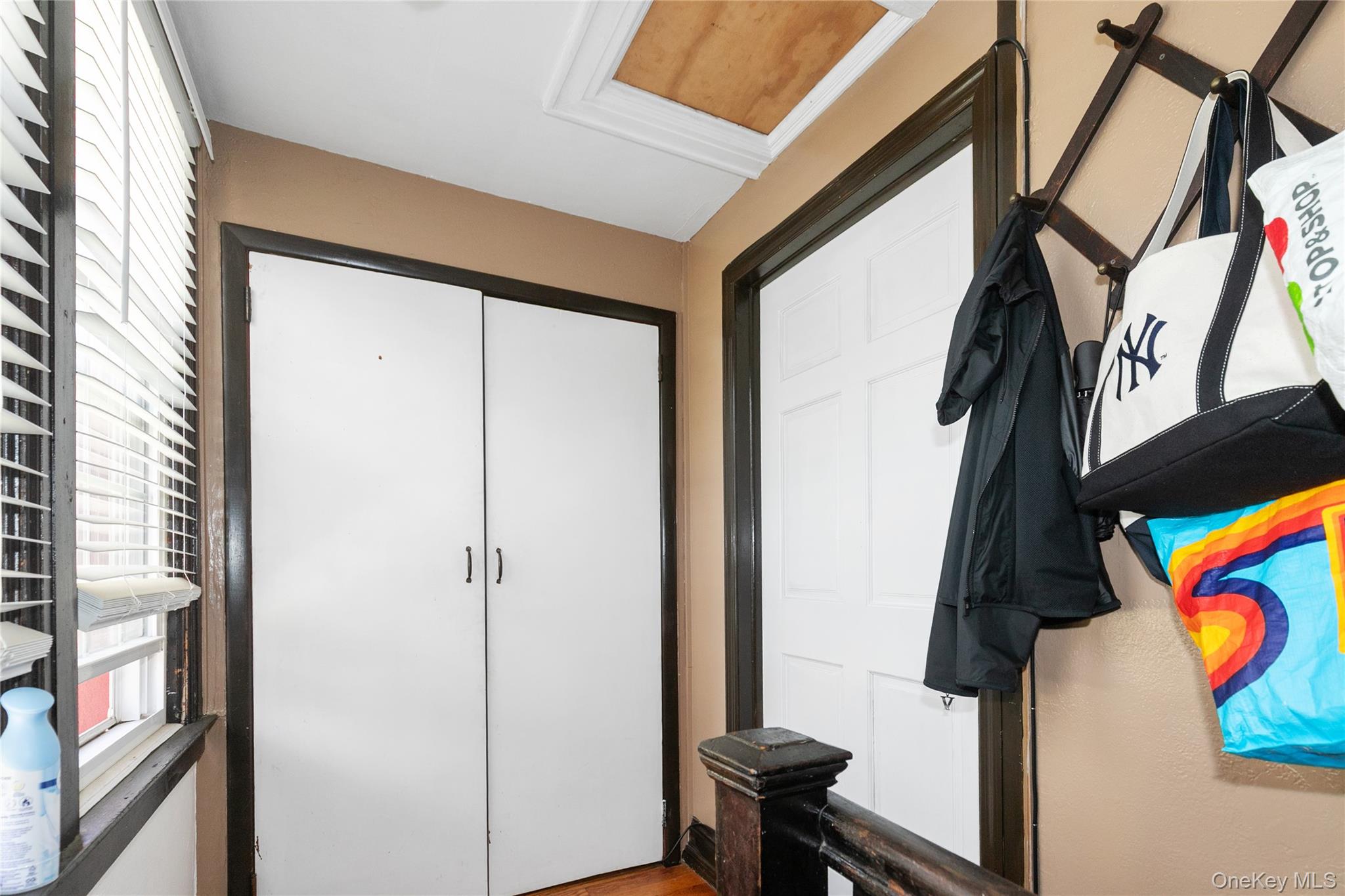 #9 photo, 8713 135th Street, Kew Gardens , NY 11418