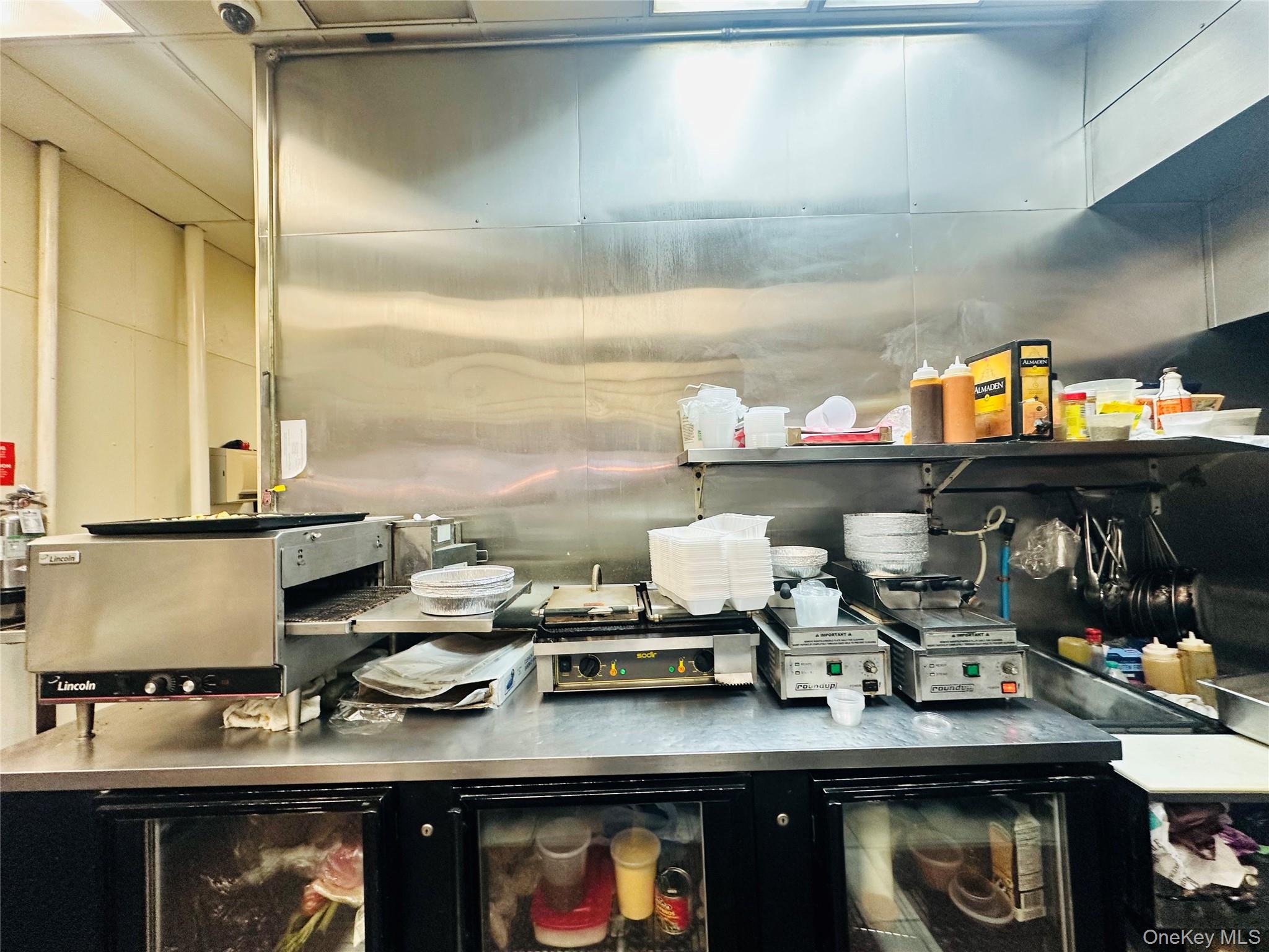 #17 photo, 40 Vassar Road, Poughkeepsie , NY 12603