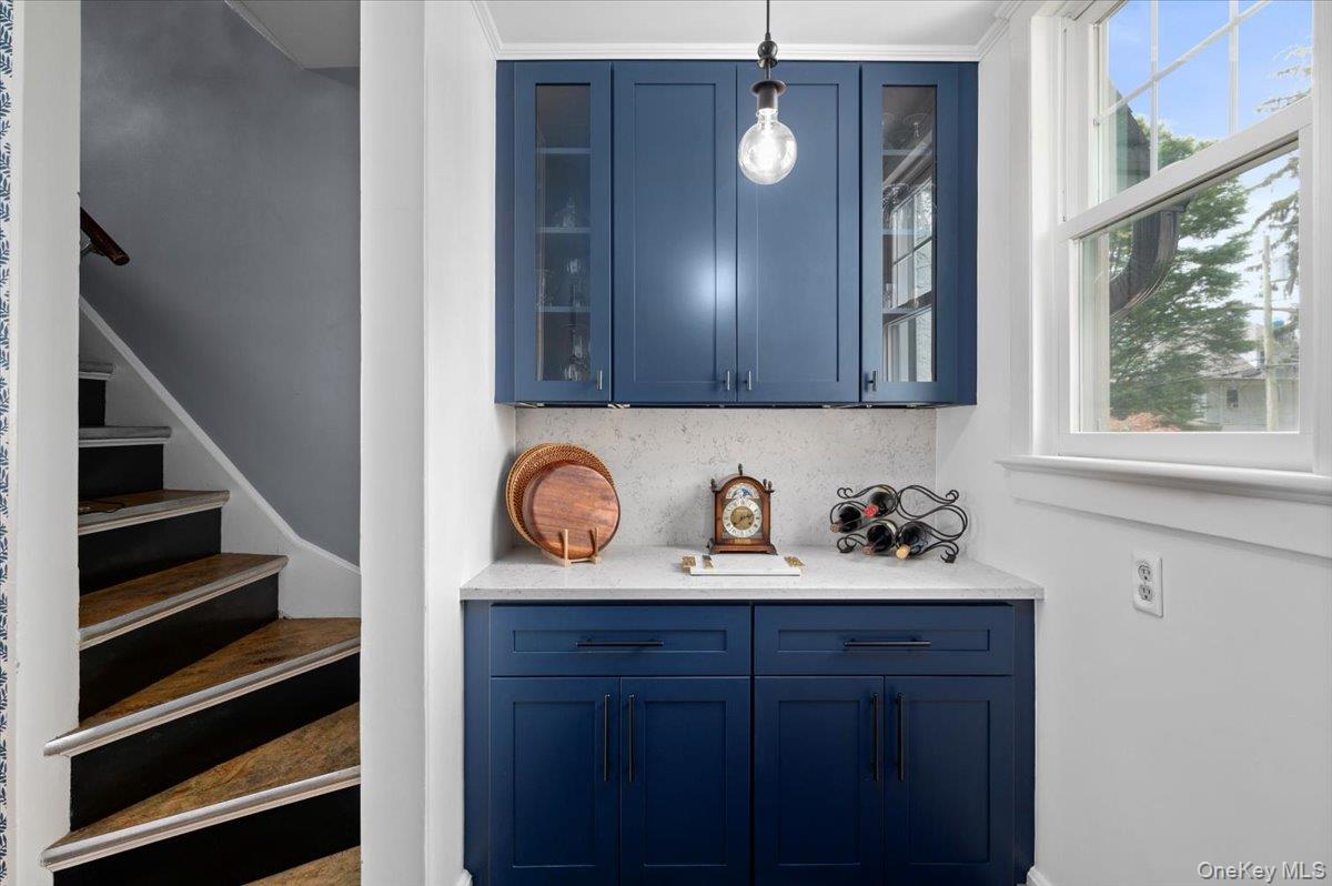 #19 photo, 400 Manor Ridge Road, Pelham , NY 10803