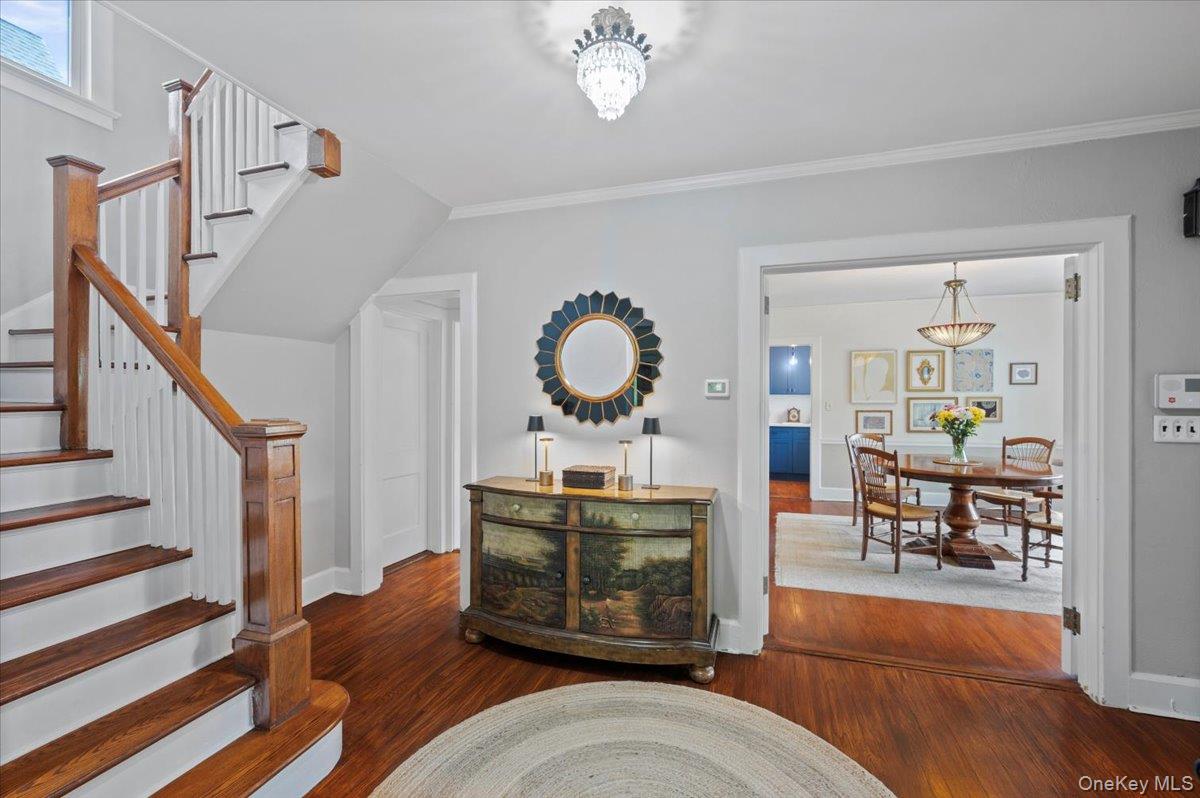 #8 photo, 400 Manor Ridge Road, Pelham , NY 10803