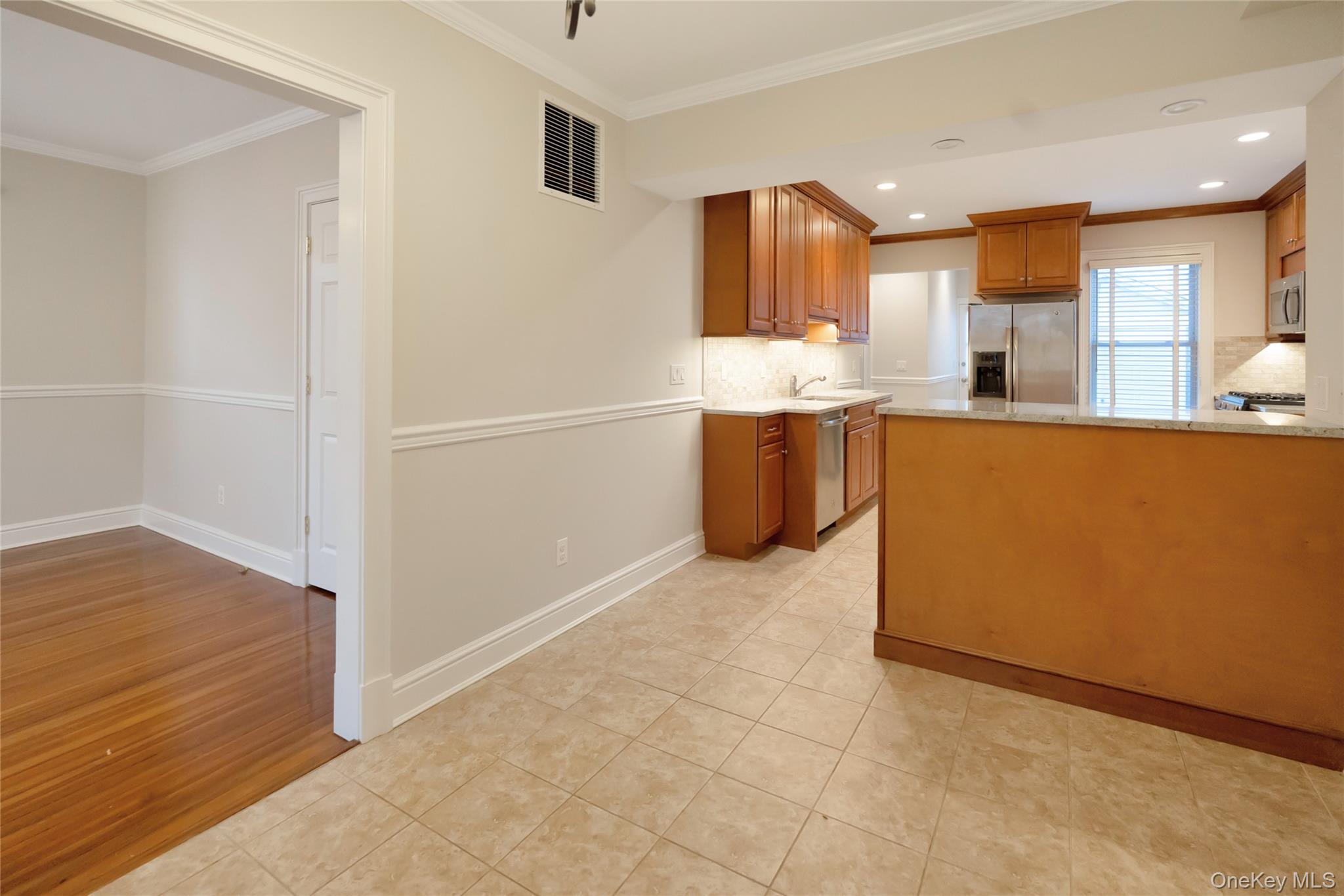 #5 photo, 147 Beekman Avenue, Sleepy Hollow , NY 10591