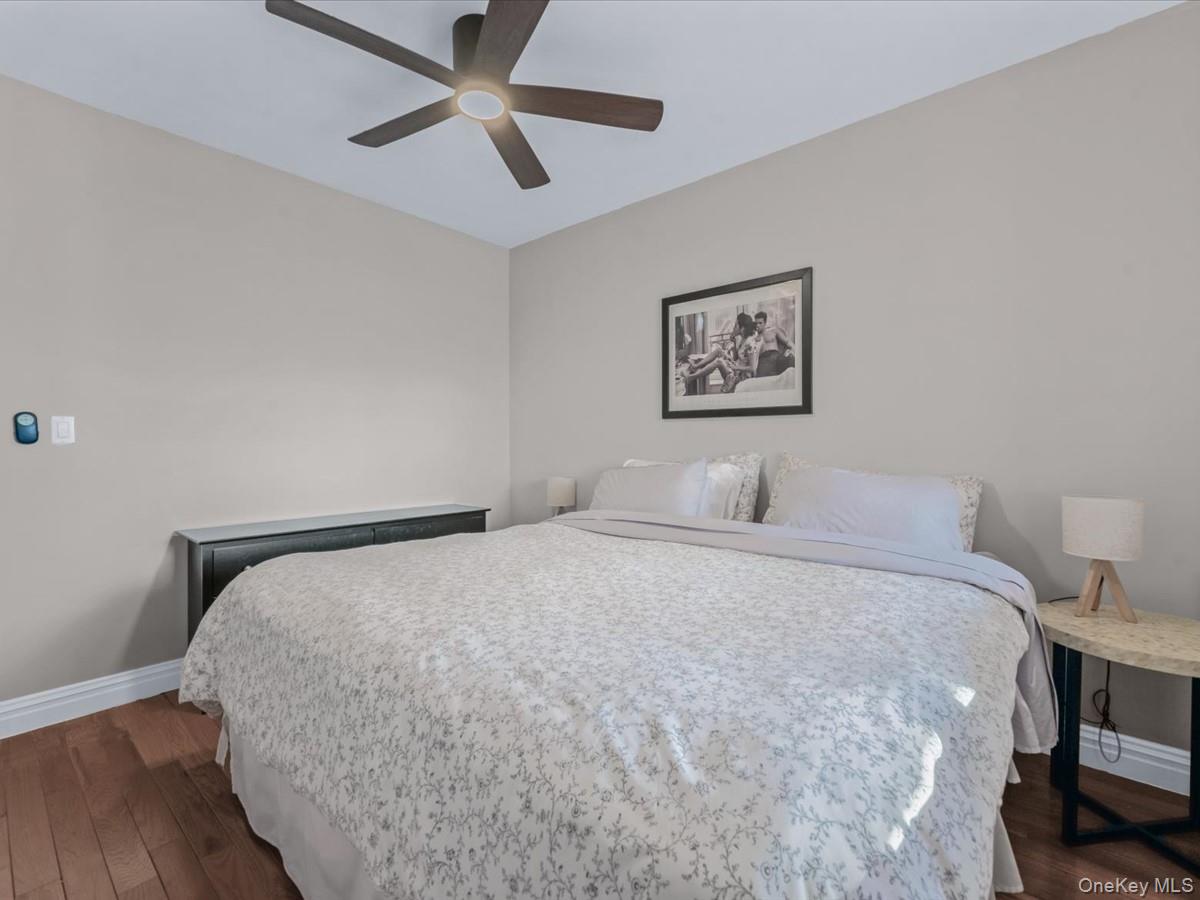 #13 photo, 2525 Newtown Avenue, كوينز Astoria , NY 11102