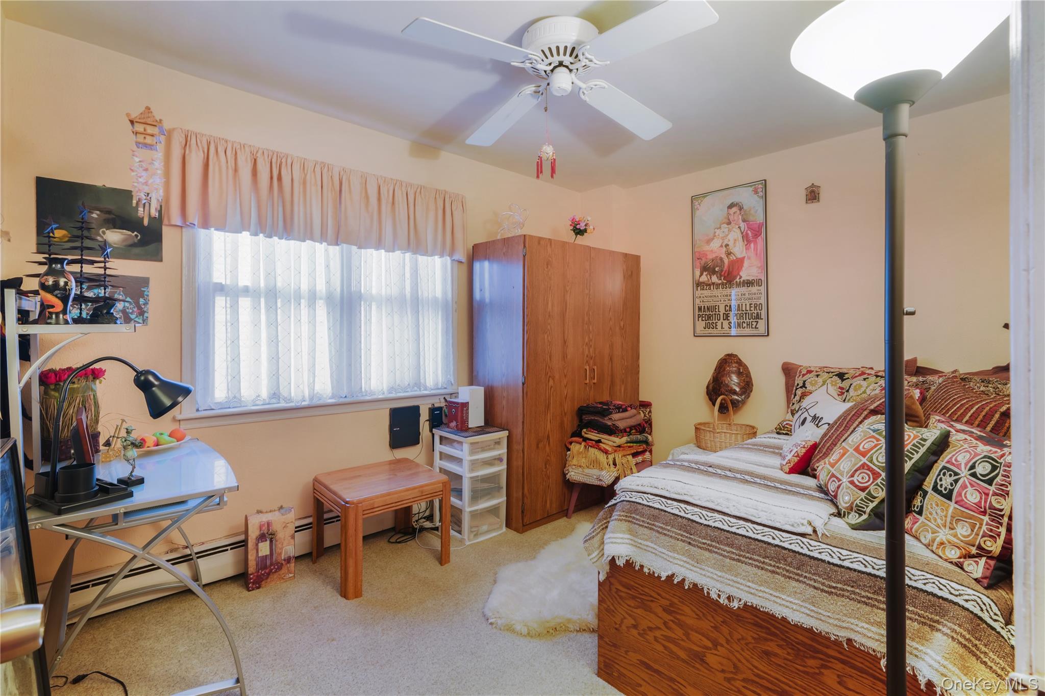 #12 photo, 90-28 83rd Avenue, كوينز Glendale , NY 11385