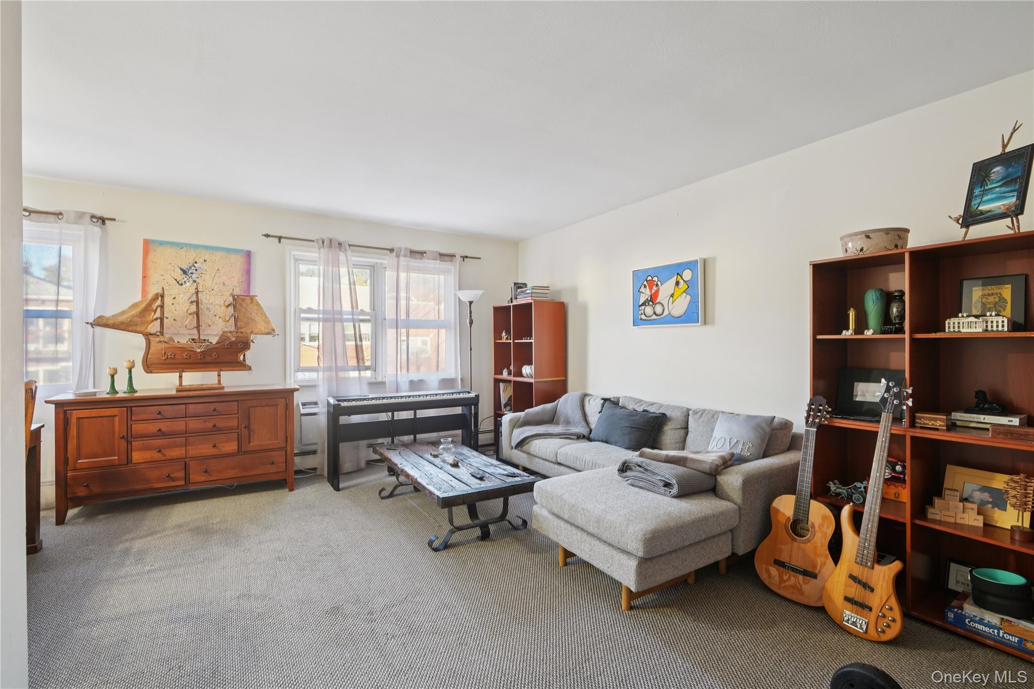 #13 photo, 90-28 83rd Avenue, كوينز Glendale , NY 11385