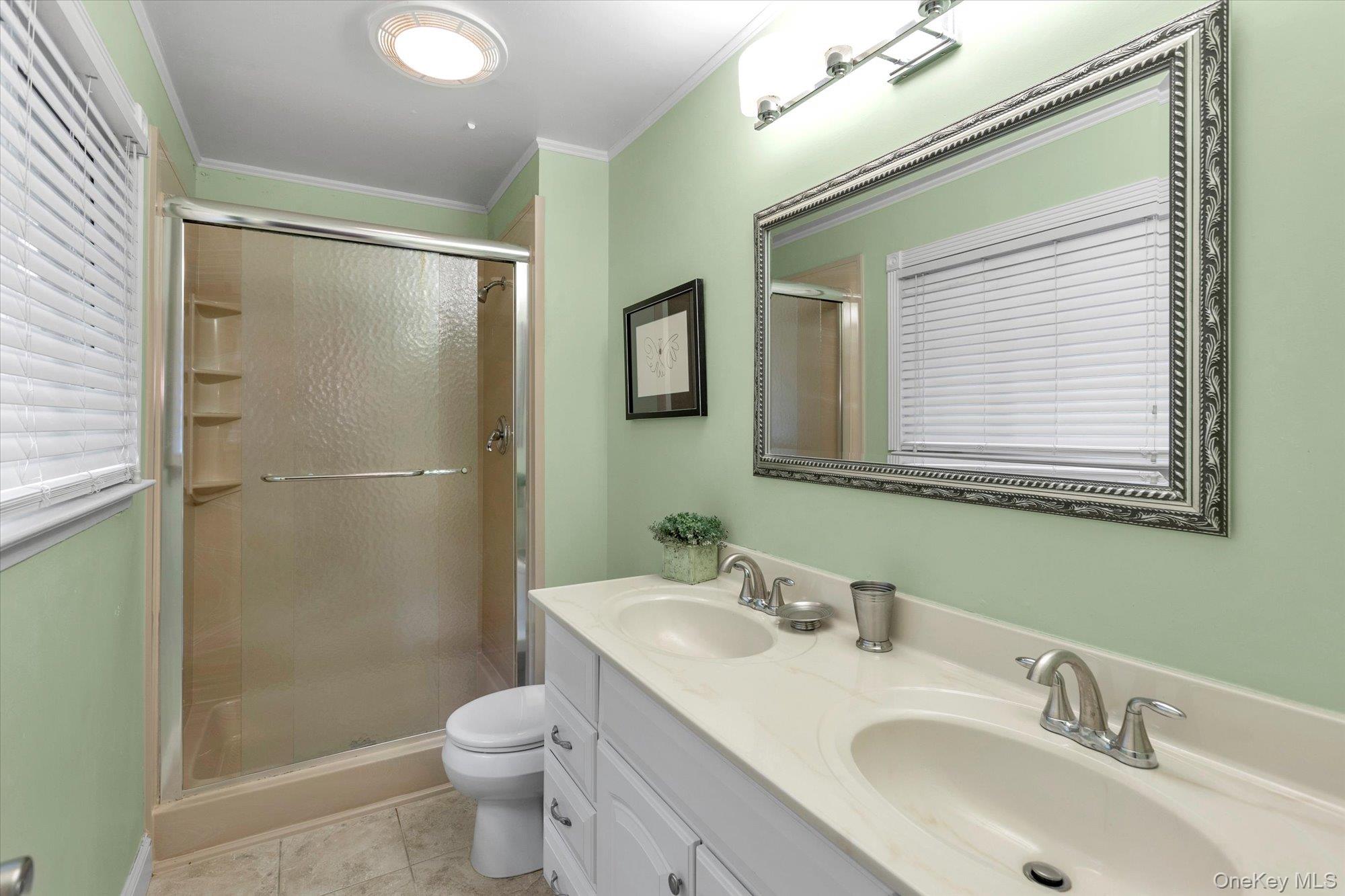 #13 photo, 101 Dari Drive, Holbrook , NY 11741