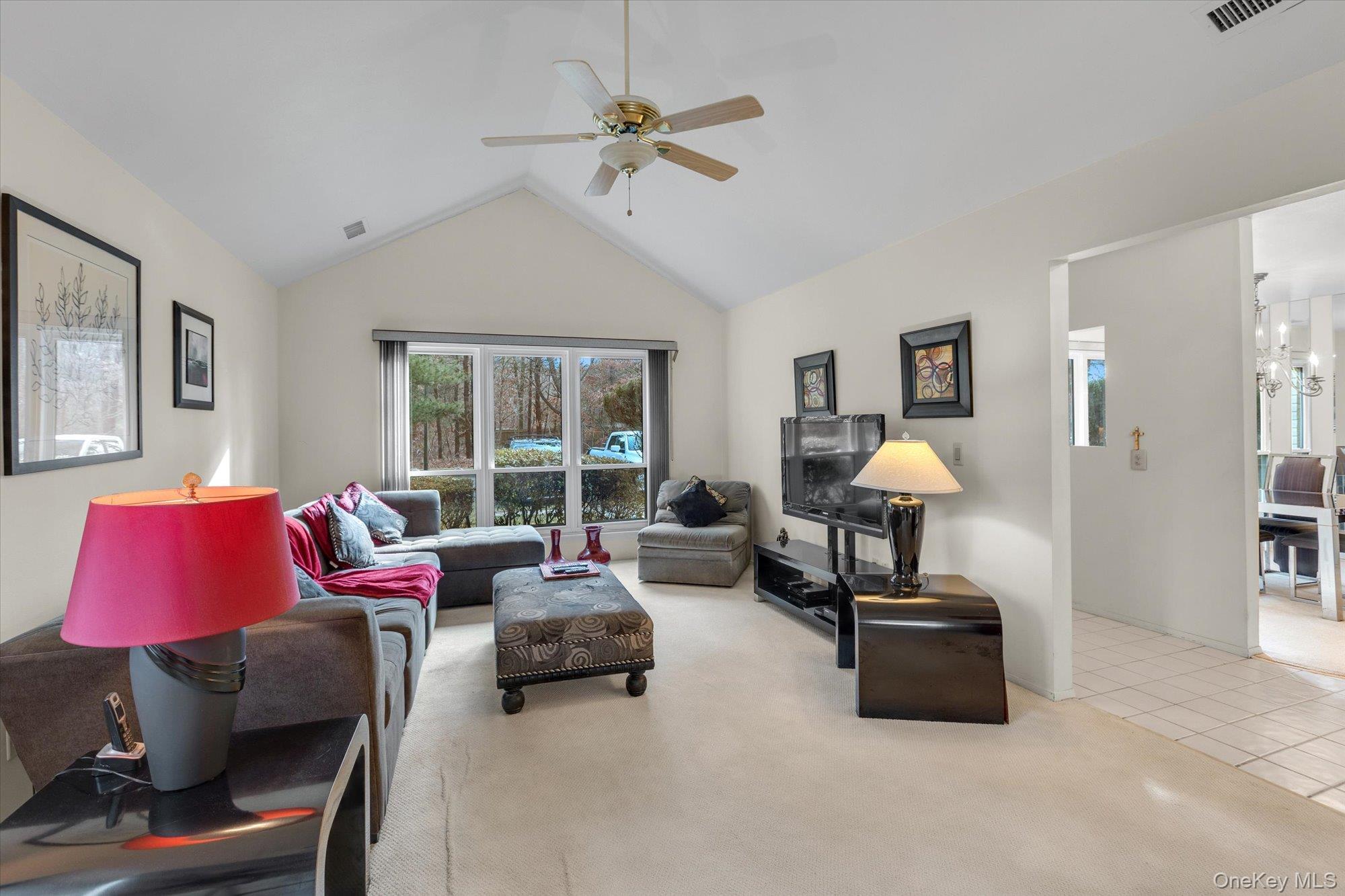 #4 photo, 101 Dari Drive, Holbrook , NY 11741