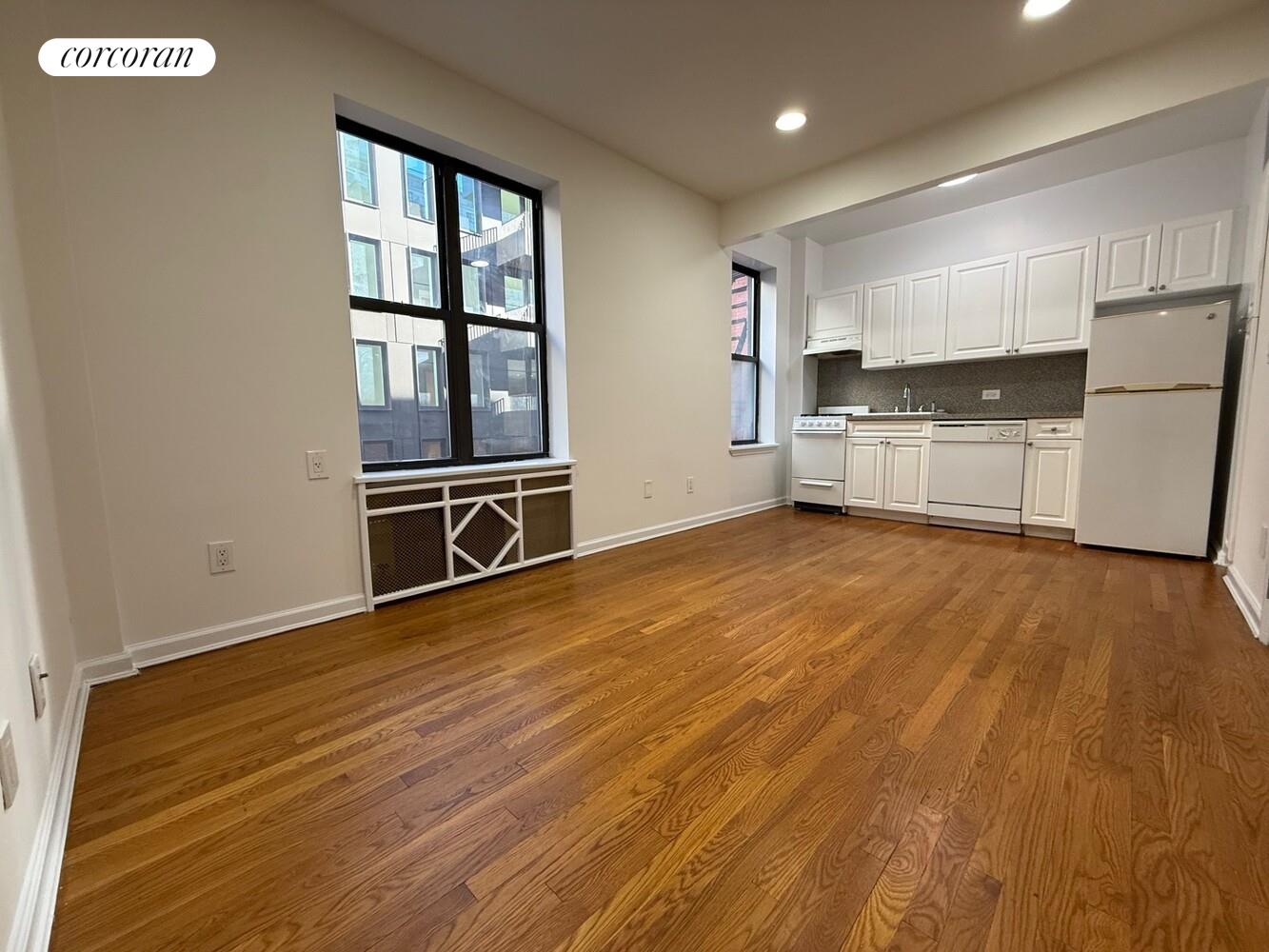 #2 photo, New York City, מנהטן Hell's Kitchen , NY 10019