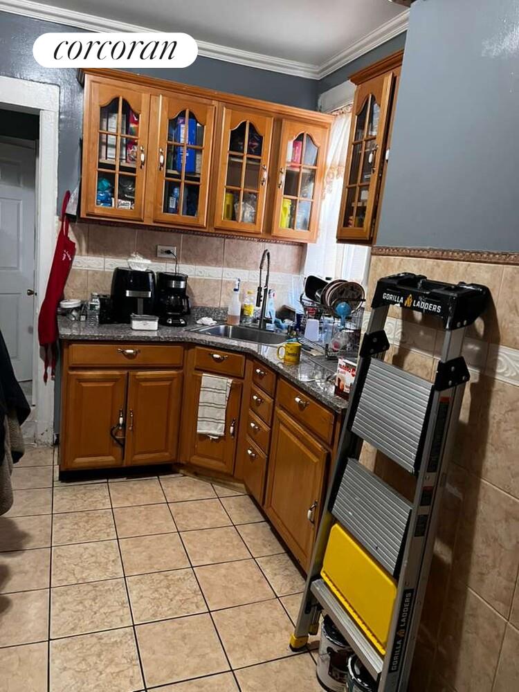 #5 photo, 732 E 223RD Street, Wakefield , NY 10466