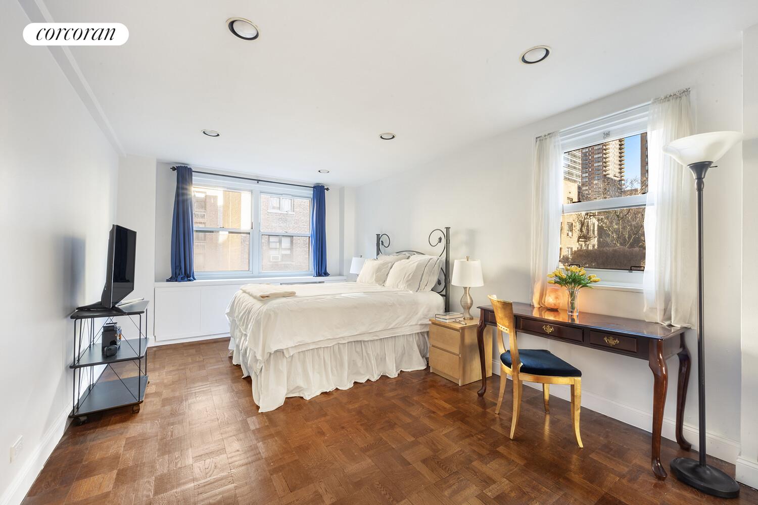 #5 photo, 315 E 70TH Street, Lenox Hill , NY 10021