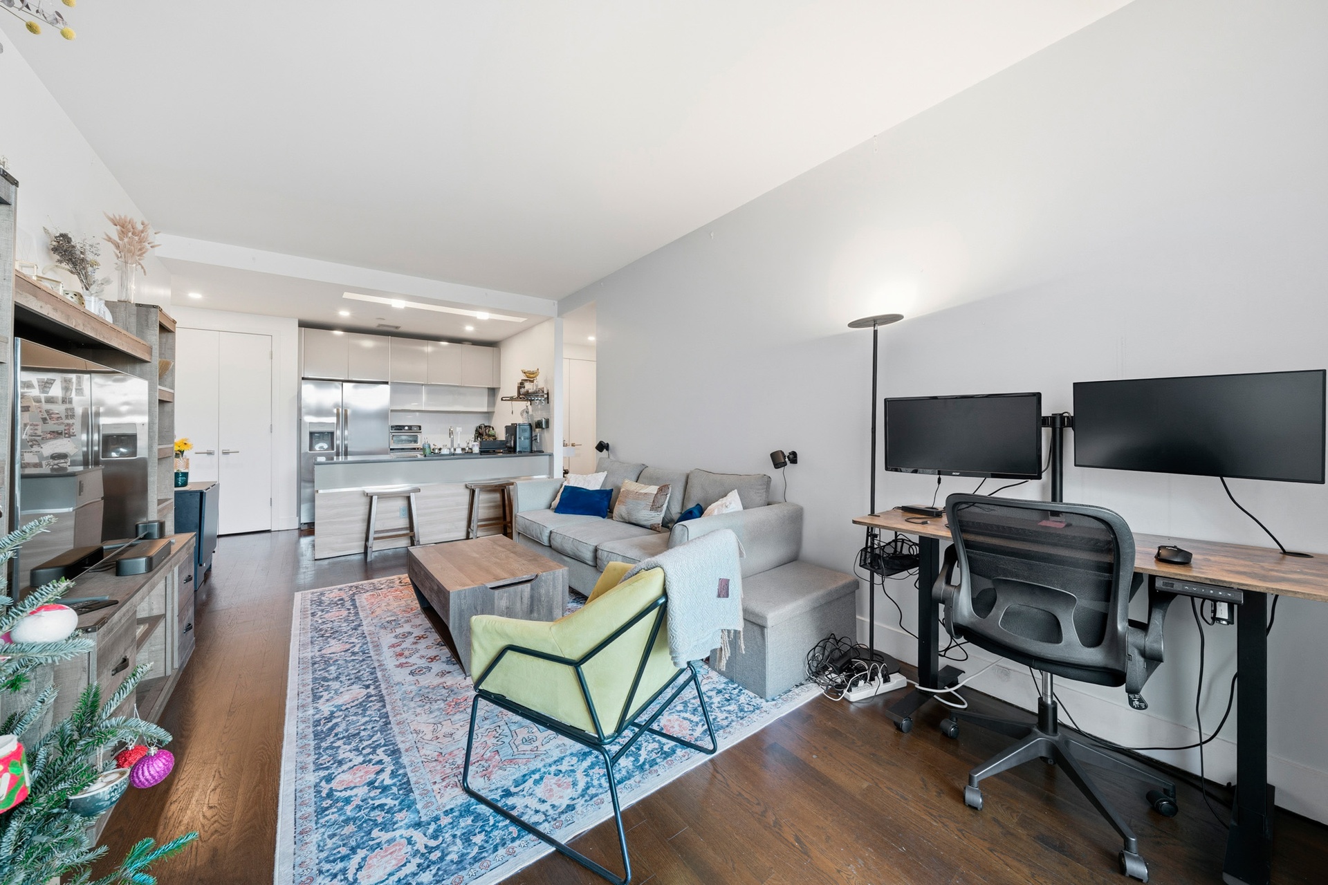 #4 photo, Brooklyn, Williamsburg , NY 11211