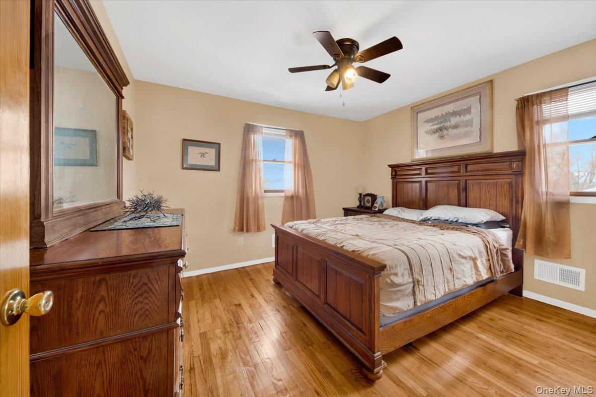 #13 photo, 32 Highland Avenue, Warwick , NY 10990