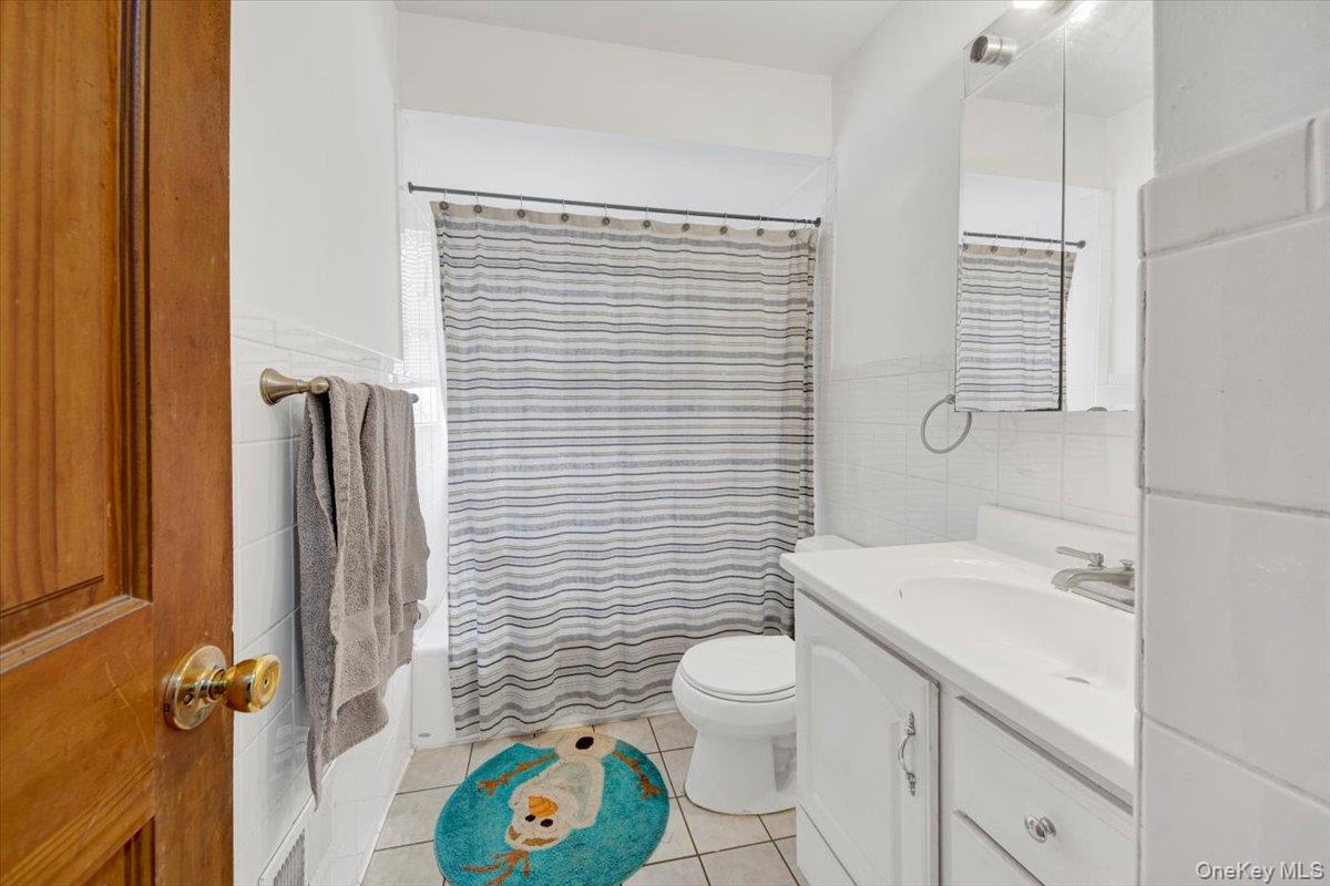 #15 photo, 32 Highland Avenue, Warwick , NY 10990