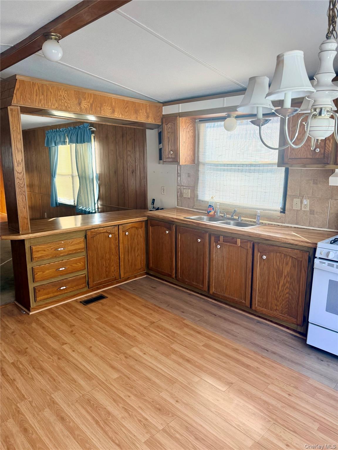 #8 photo, 63 Tanglewood Road, Hopewell Junction , NY 12533