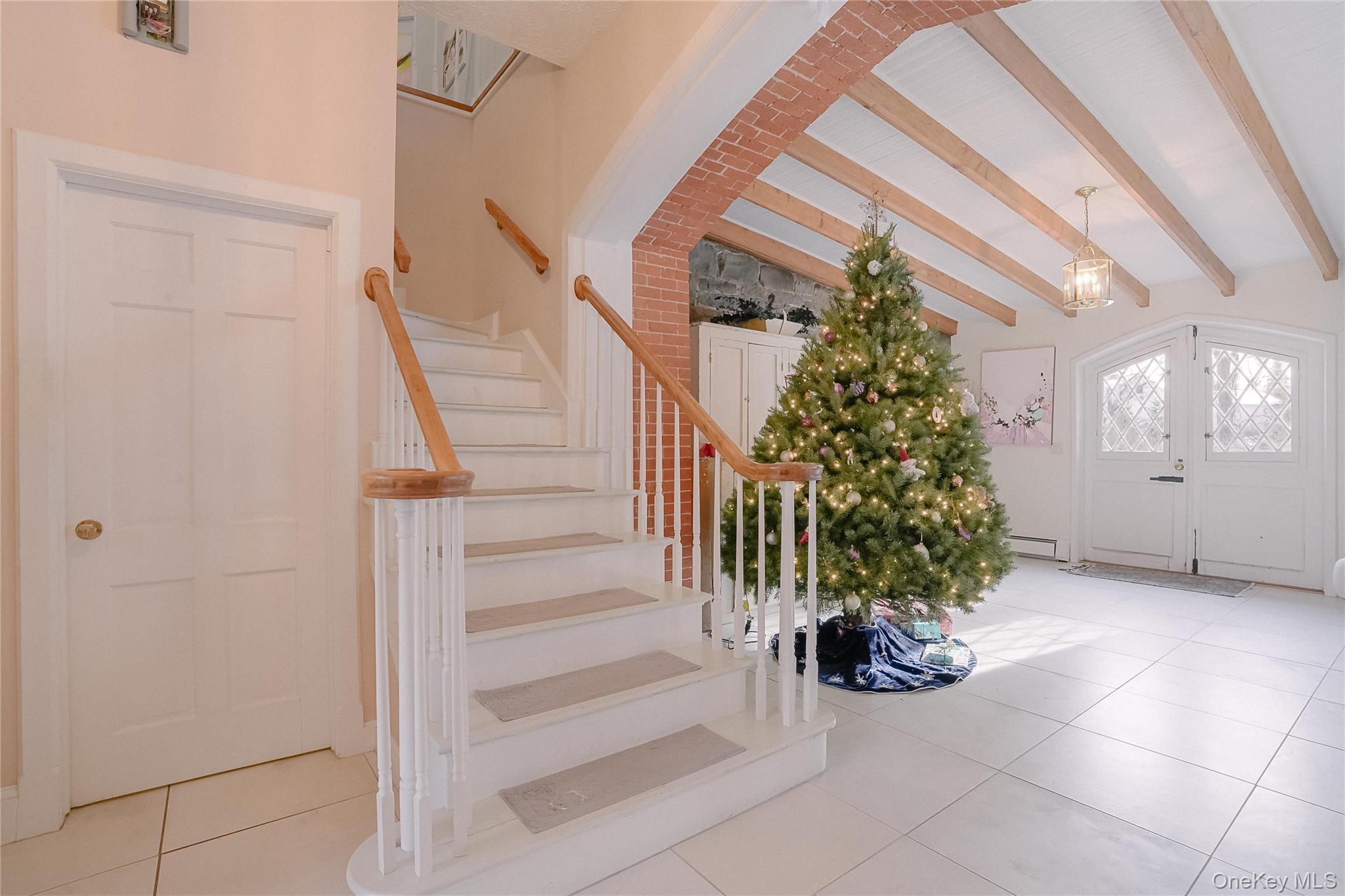 #13 photo, 595 GRAND Avenue, 紐約州 Newburgh , NY 12550