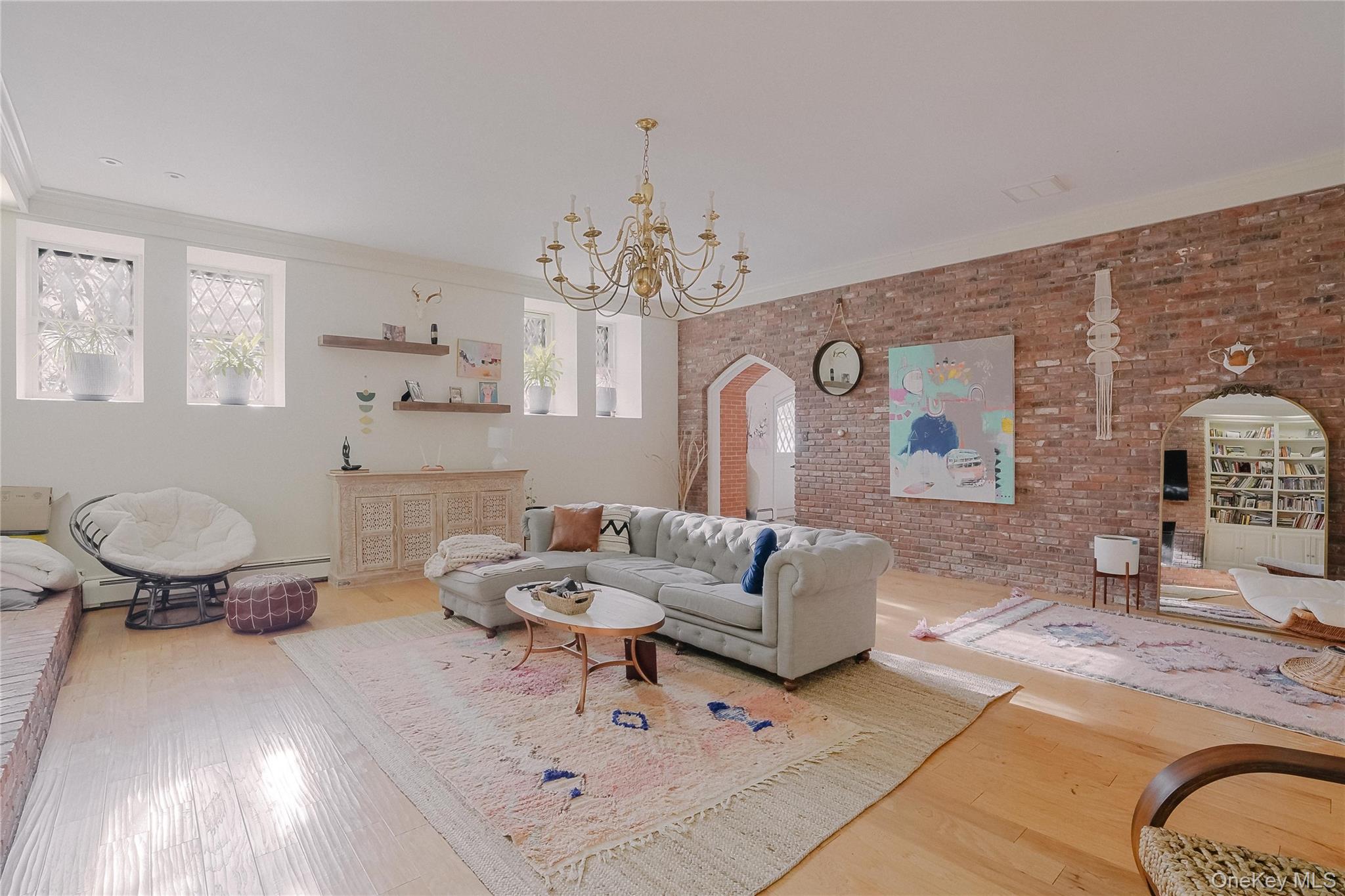 #17 photo, 595 GRAND Avenue, 紐約州 Newburgh , NY 12550