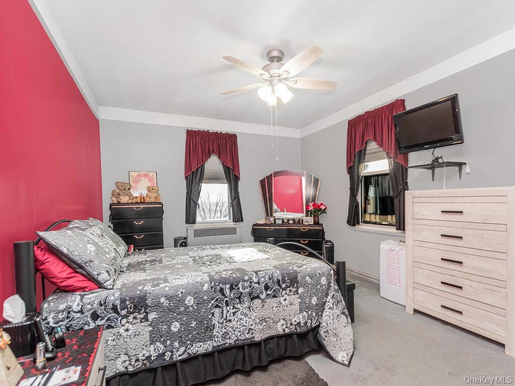 #6 photo, 3321 Bruckner Boulevard, Bronx , NY 10461