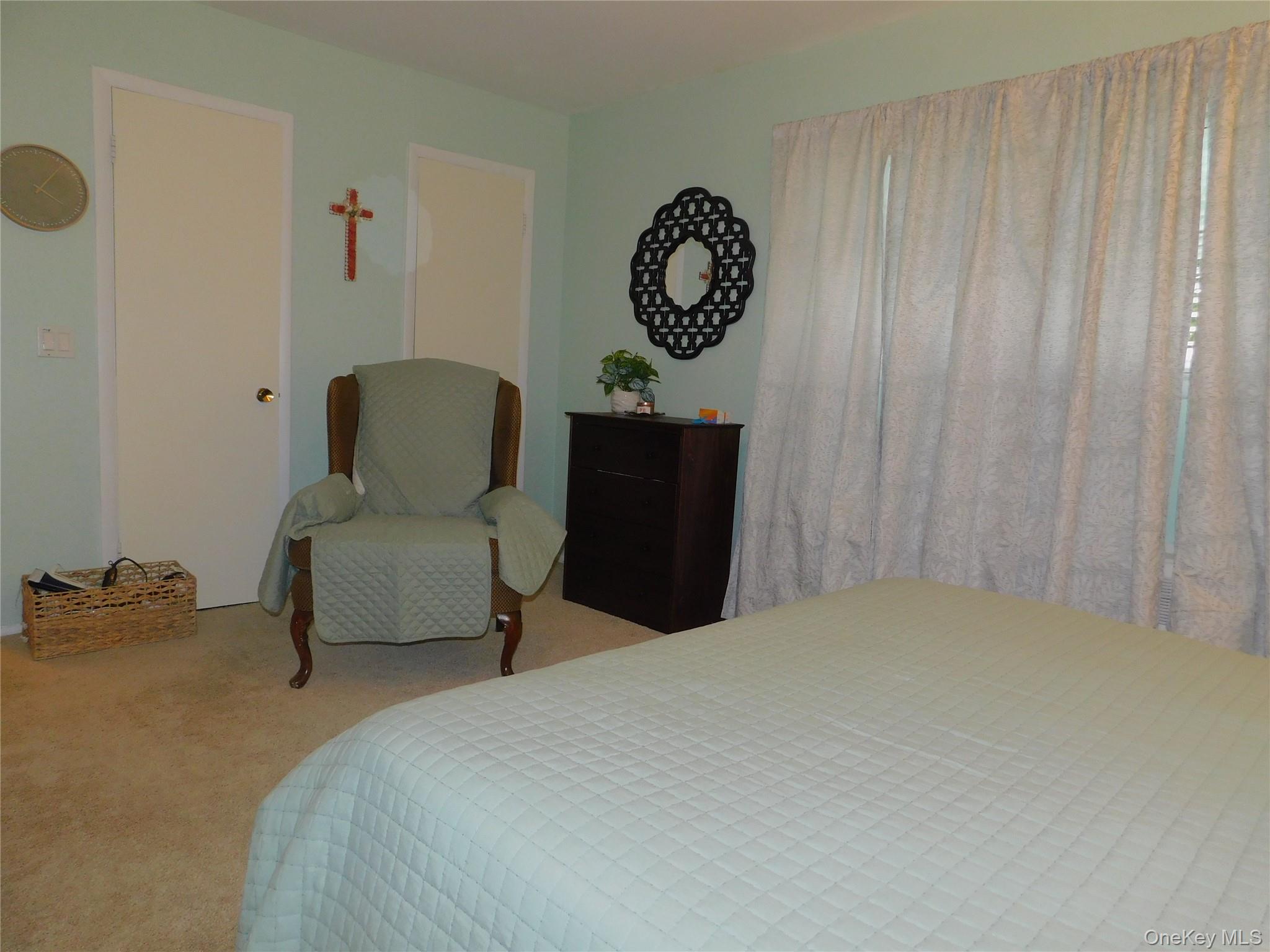 #17 photo, 1879 Crompond Road, Peekskill , NY 10566