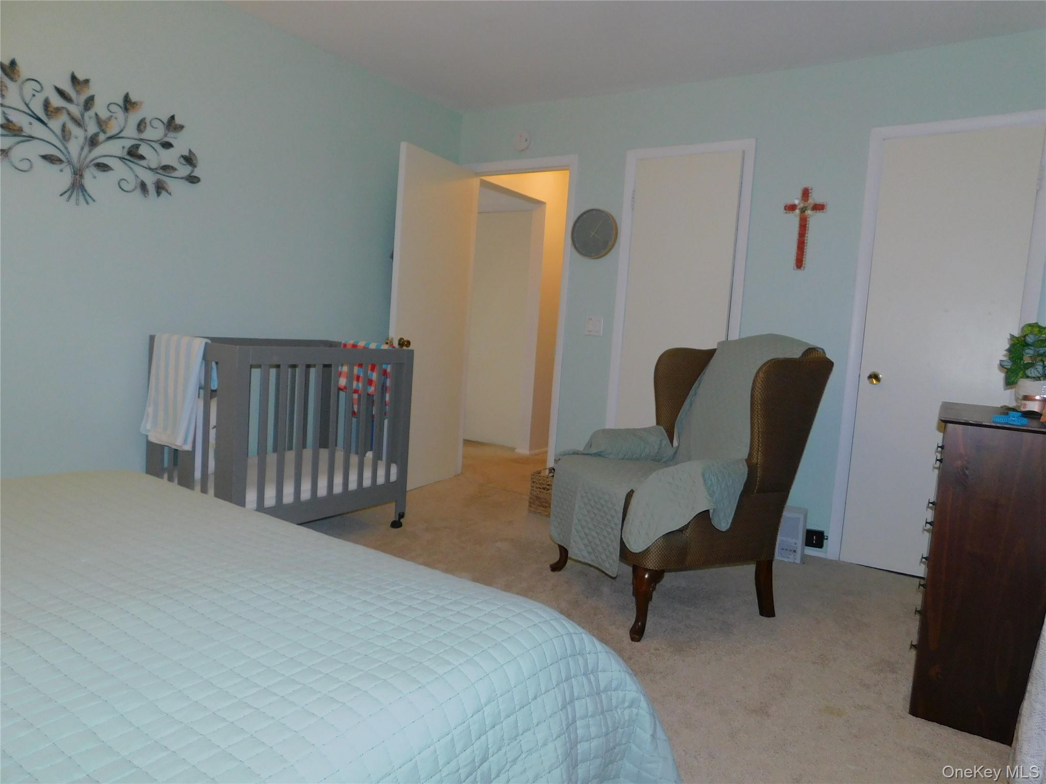 #18 photo, 1879 Crompond Road, Peekskill , NY 10566