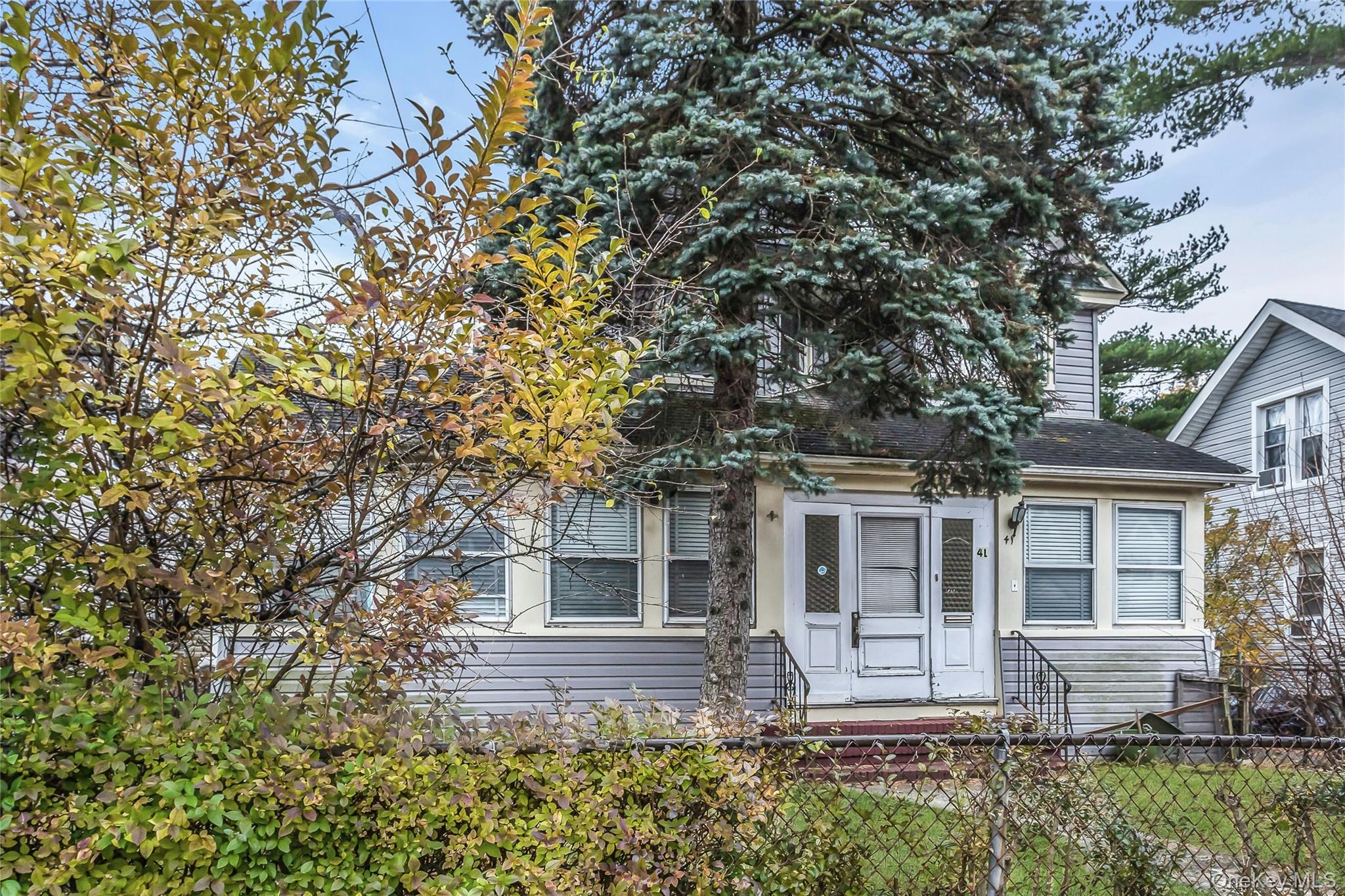 #3 photo, 41 W Fulton Avenue, Roosevelt , NY 11575