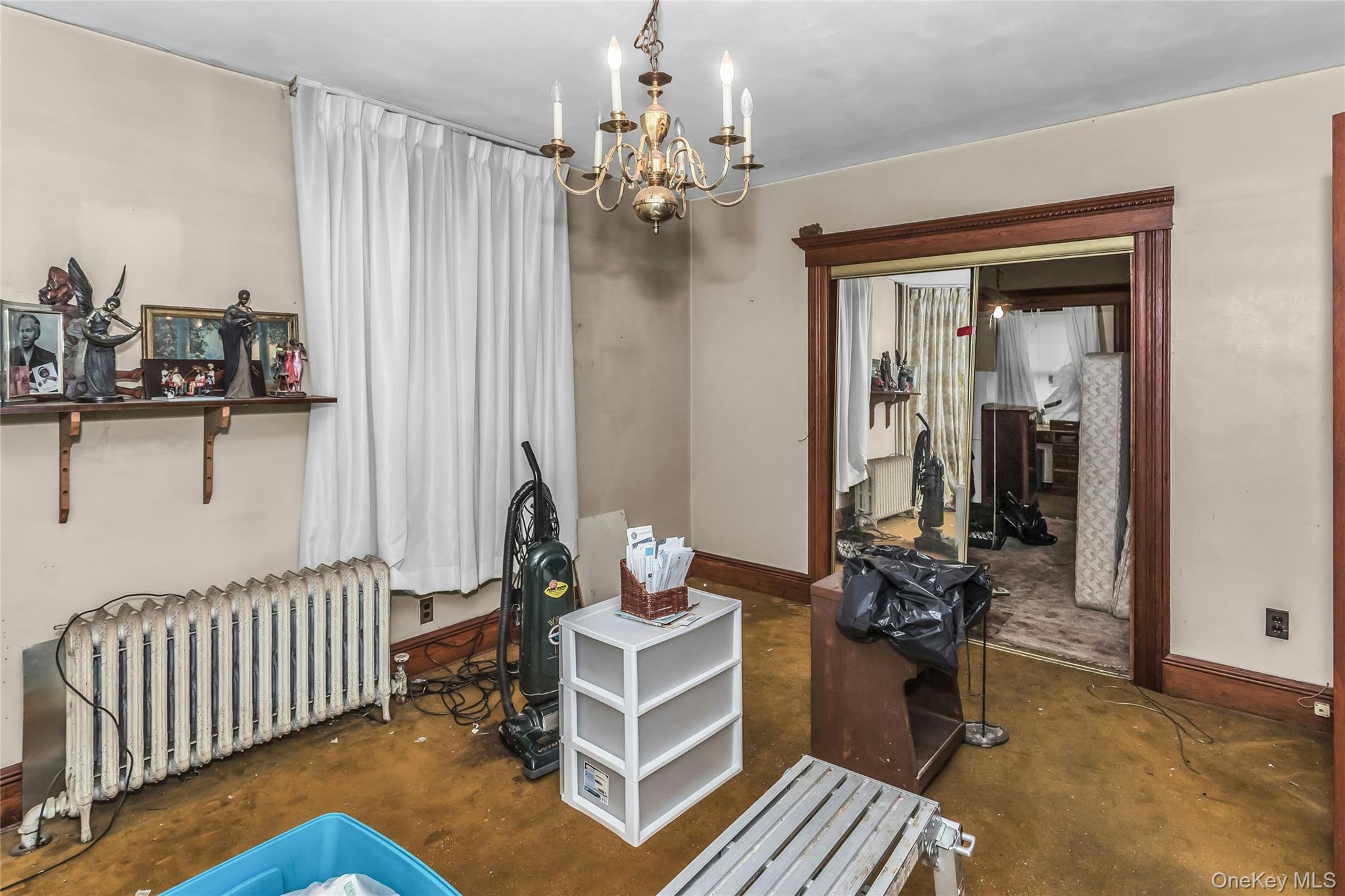 #5 photo, 41 W Fulton Avenue, Roosevelt , NY 11575