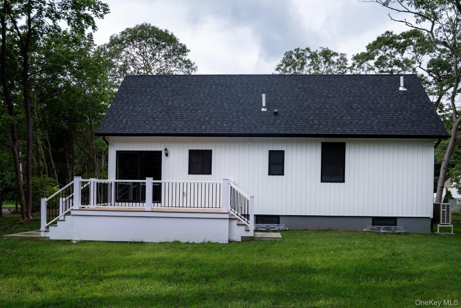 #18 photo, 568 granny Road, Medford , NY 11763