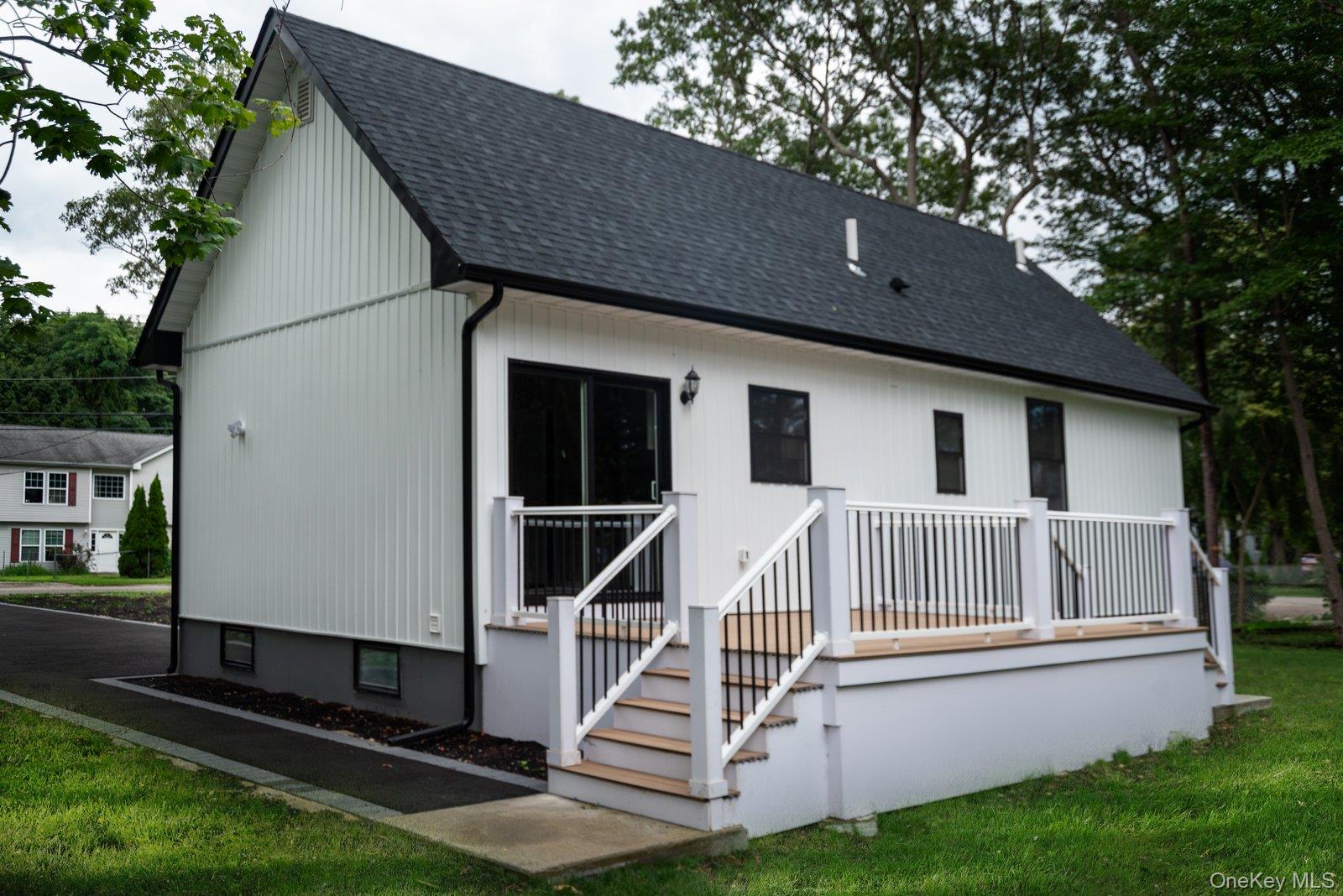 #19 photo, 568 granny Road, Medford , NY 11763