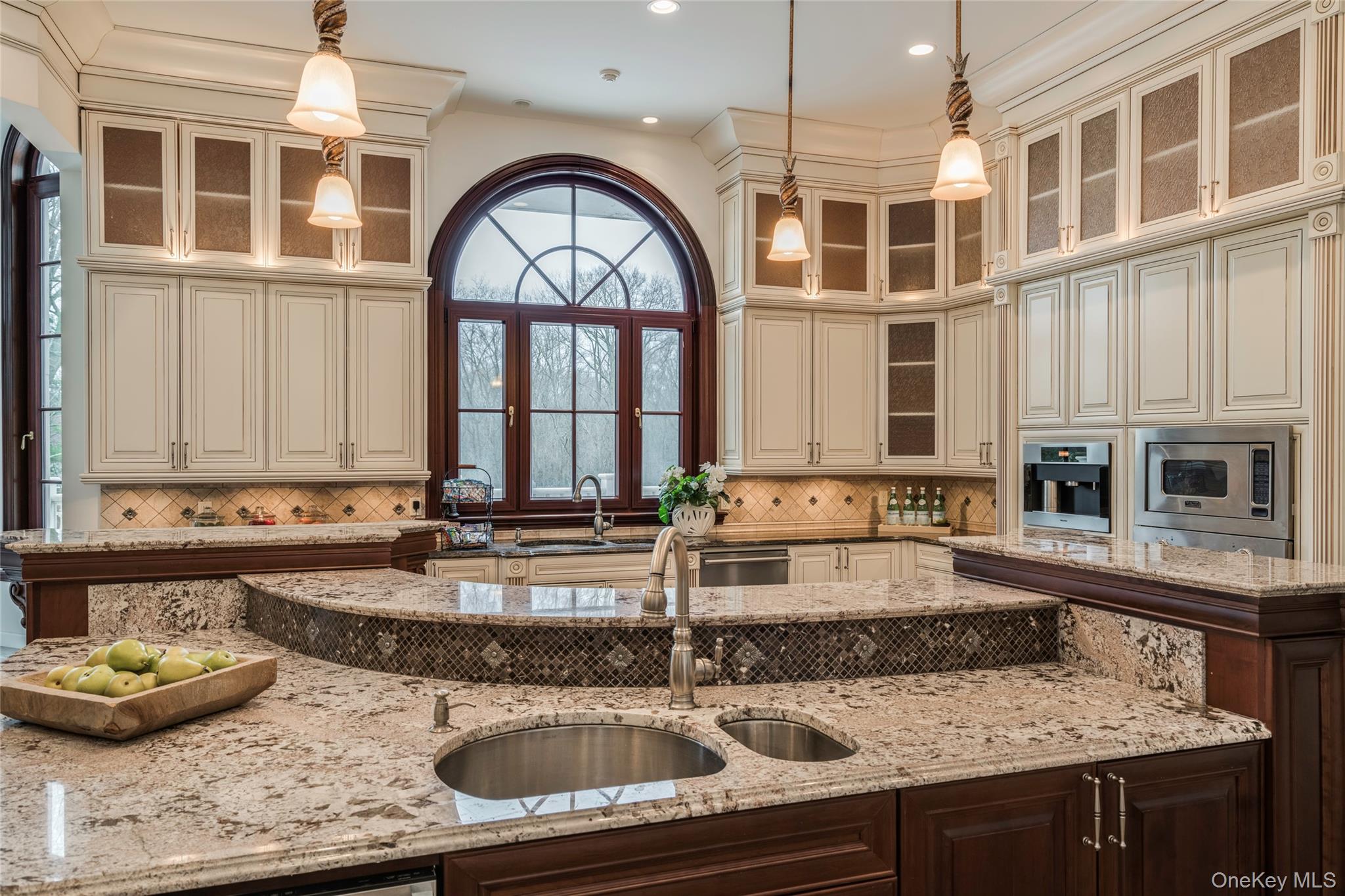 #18 photo, 4 Valentines Farm Court, Нассау ‖ Glen Head , NY 11545