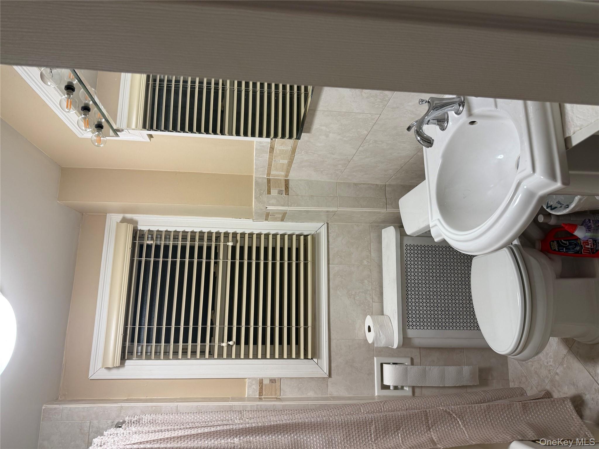 #11 photo, 85 Bucknell Road, מחוז נסאו Valley Stream , NY 11580