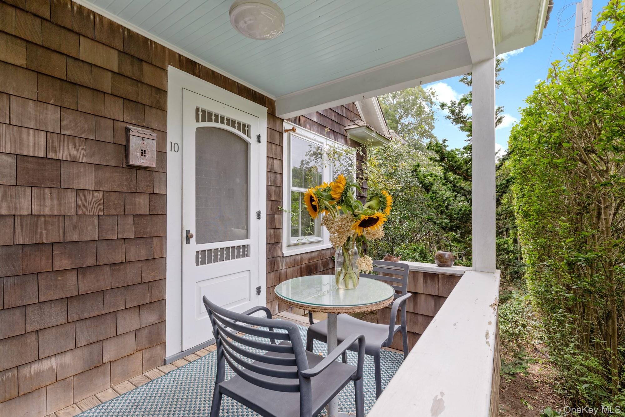 #5 photo, 10 Pleasant, East Hampton , NY 11937