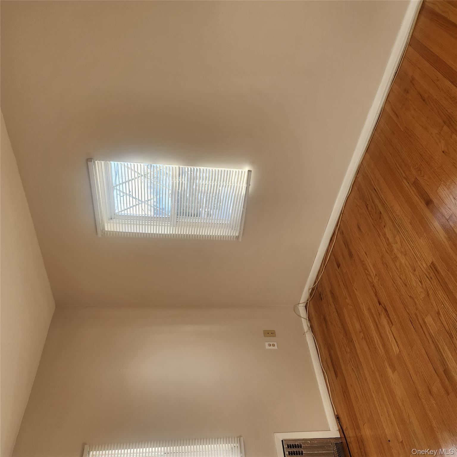 #20 photo, 16-11 149th Street, Whitestone , NY 11357