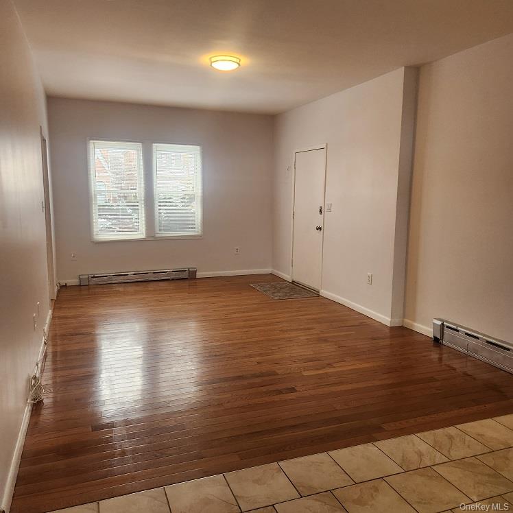 #8 photo, 16-11 149th Street, Whitestone , NY 11357